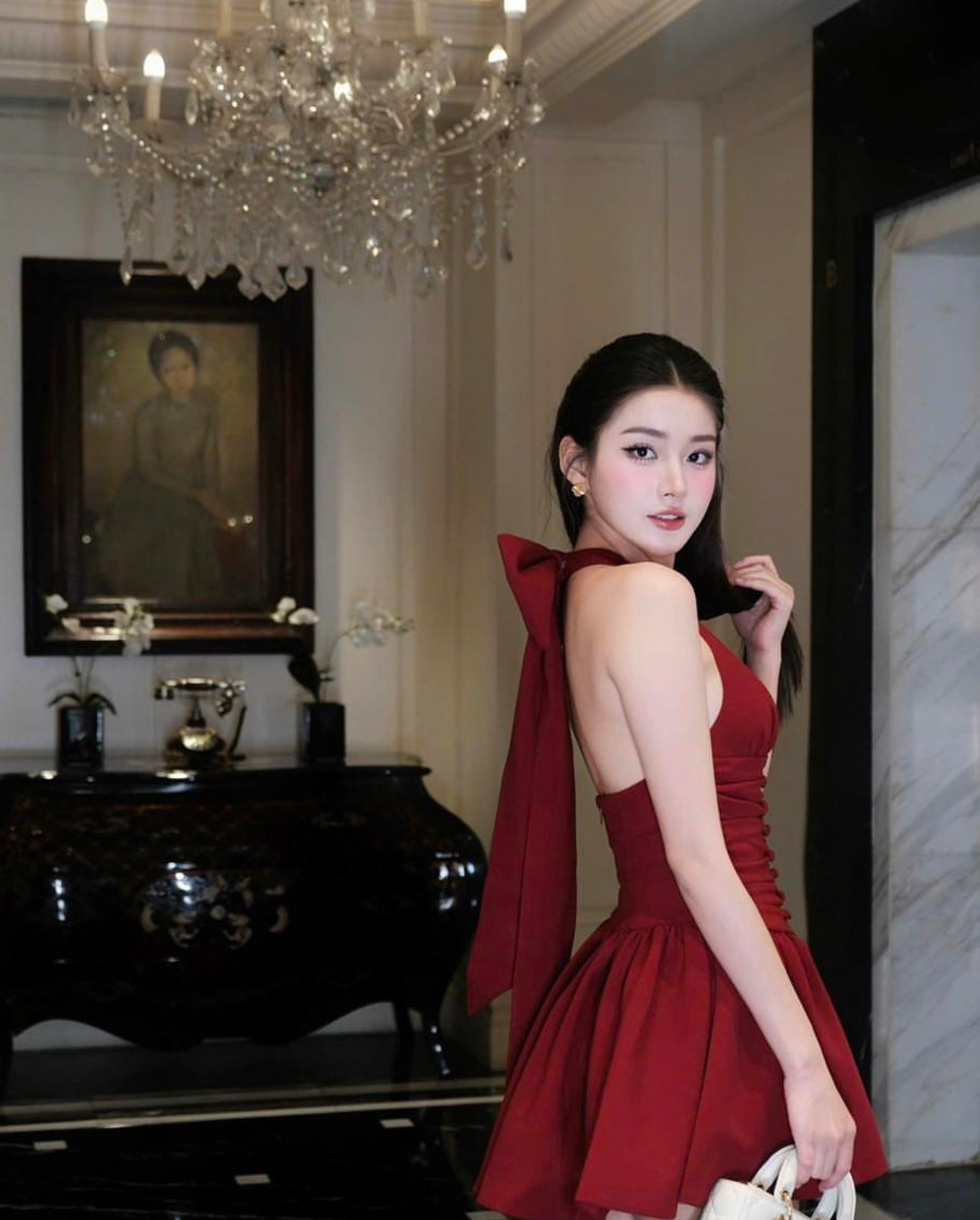RIZZA HALTER MINI DRESS, SLEEK COCKTAIL PARTY LOOK