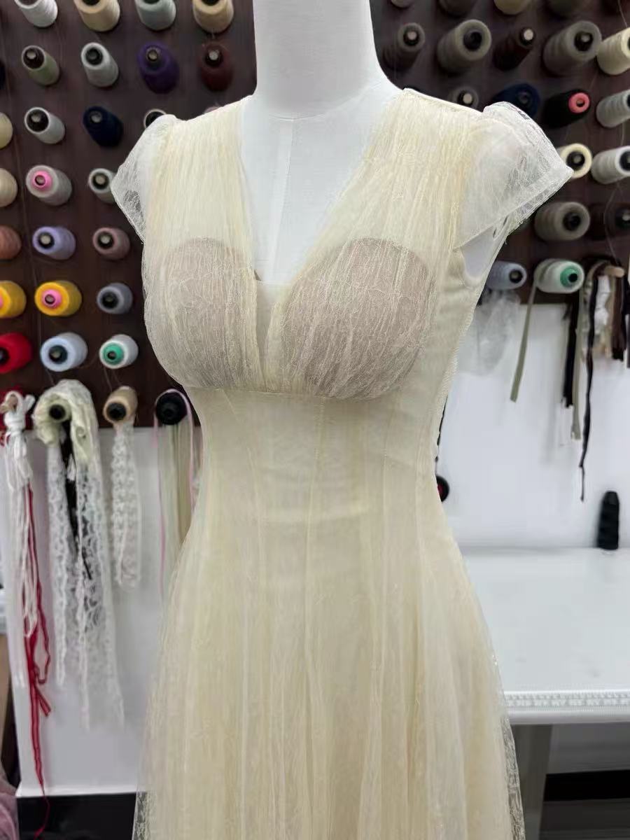 GLITTER TULLE V-NECK EMPIRE MAXI DRESS FOR EVENTS