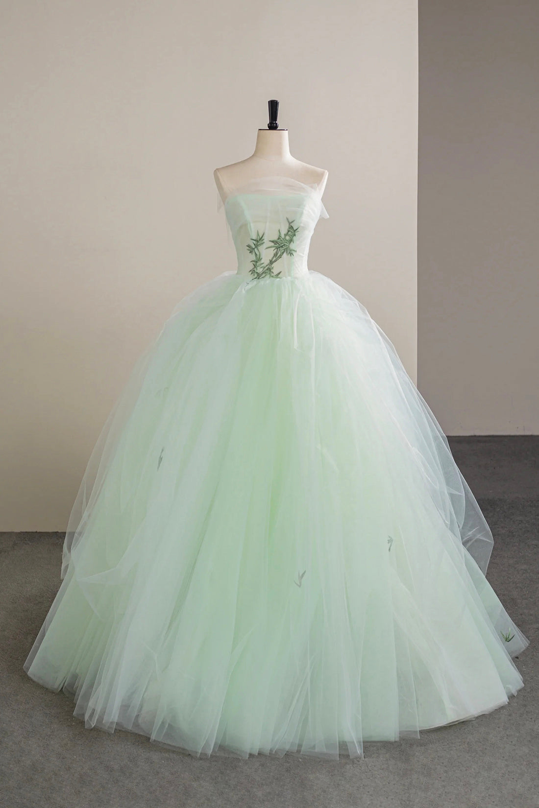 DRESS WITH LACE GREEN STRAPLESS DRESS
