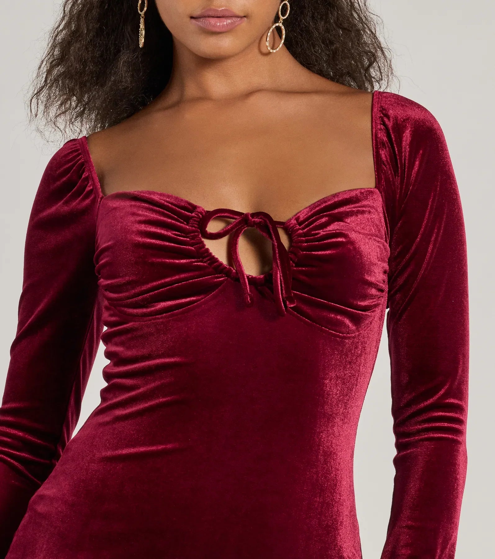 SEASON OF SPLENDOR VELVET MINI LONG SLEEVE PARTY DRESS