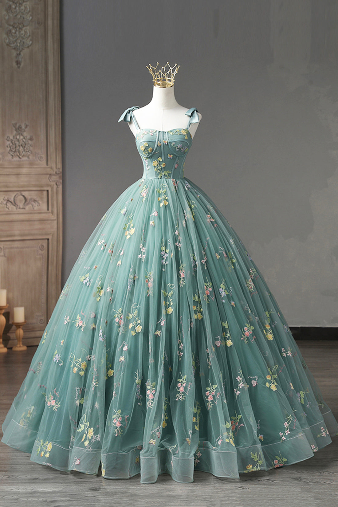 GREEN LACE A-LINE FORMAL DRESS