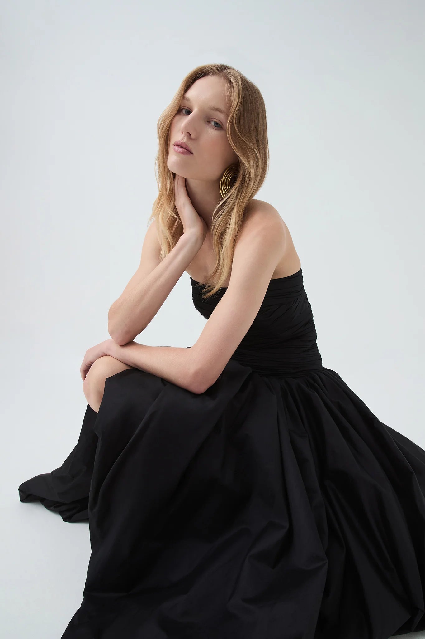 NANCY BUBBLE HEM MAXI DRESS BLACK COCKTAIL