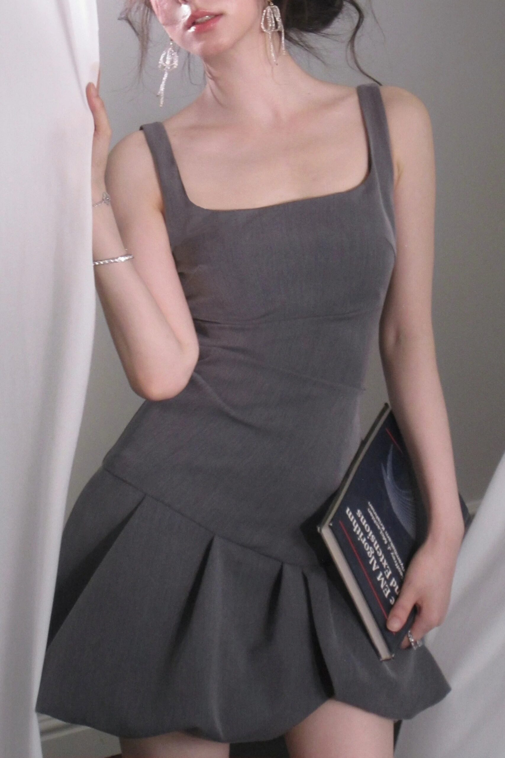 ARABELA SQUARE NECK BUD MINI DRESS GRAY