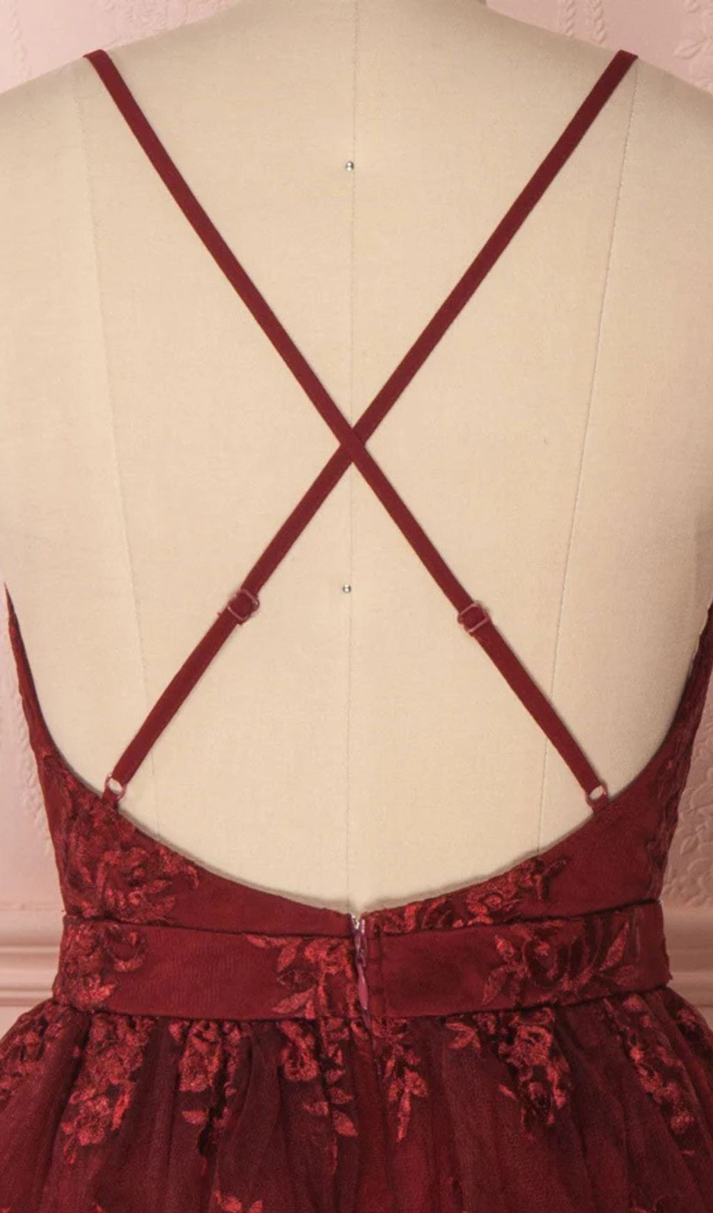 V-NECK TULLE LACE SHORT BURGUNDY PROM DRESS