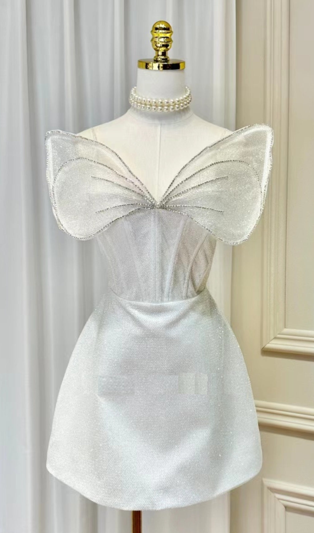 BOW STRAPLESS WHITE MINI DRESS FOR PARTY