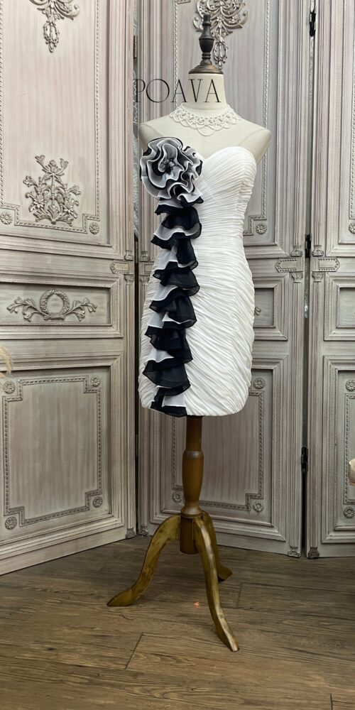 Chiffon Floral Strapless Midi Dress In White