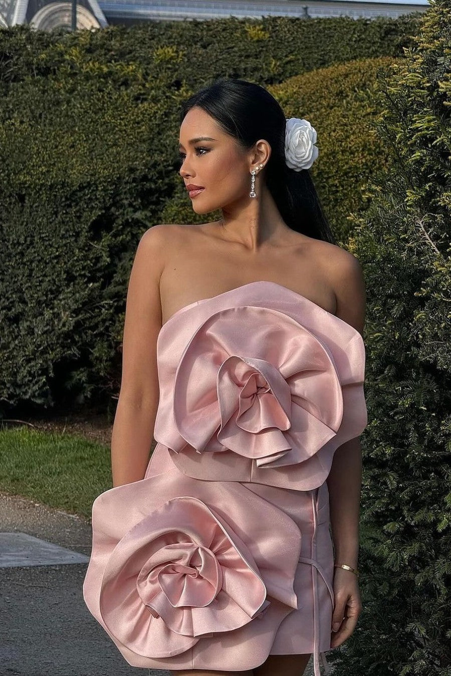 11_5a5b39bc-a57f-4c24-aed2-7a7dfb7d54ee VOLUMINOUS FLOWER MIDI DRESS - PINK PARTY