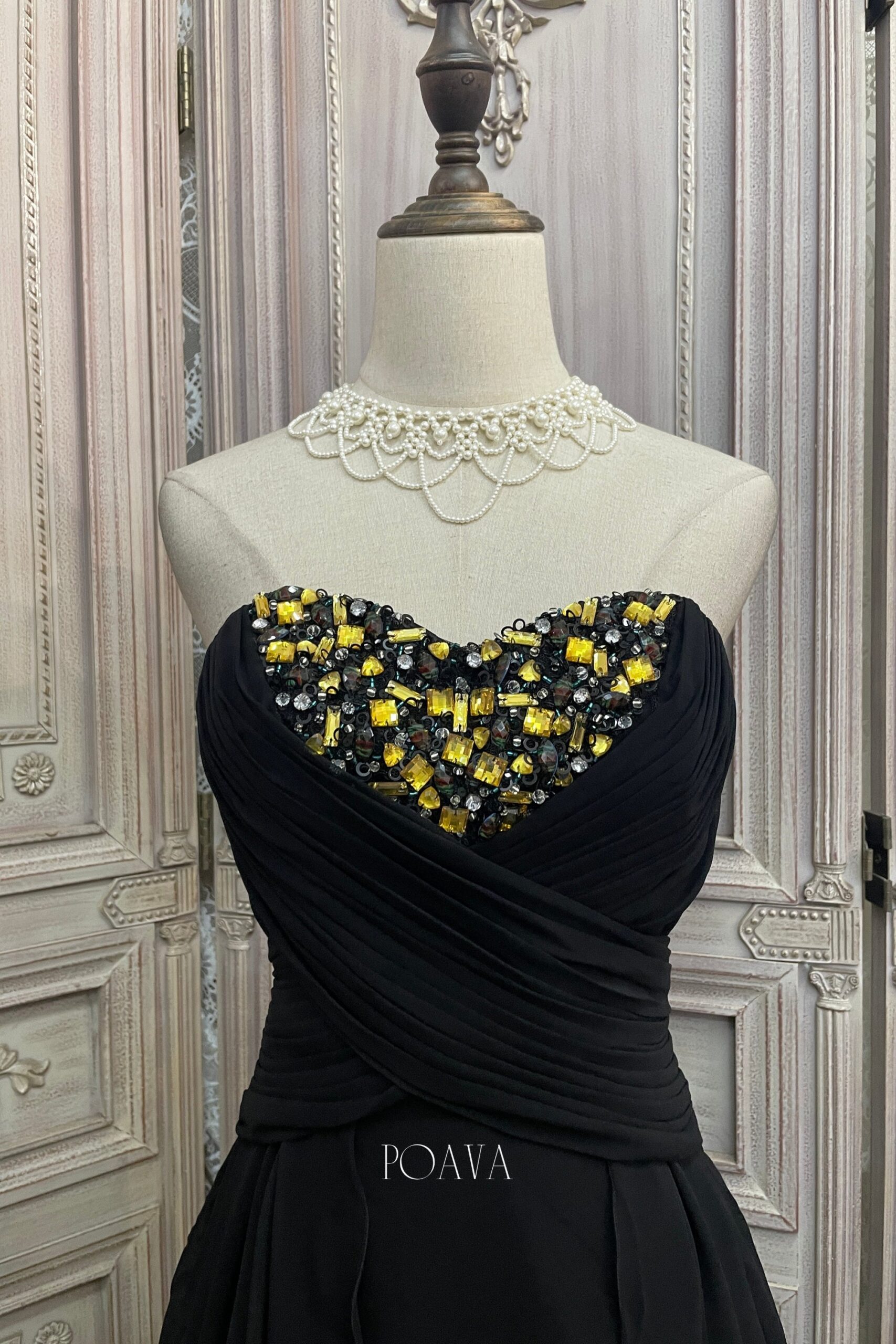 CHIFFON STRAPLESS EMBELLISHED MIDI DRESS BLACK
