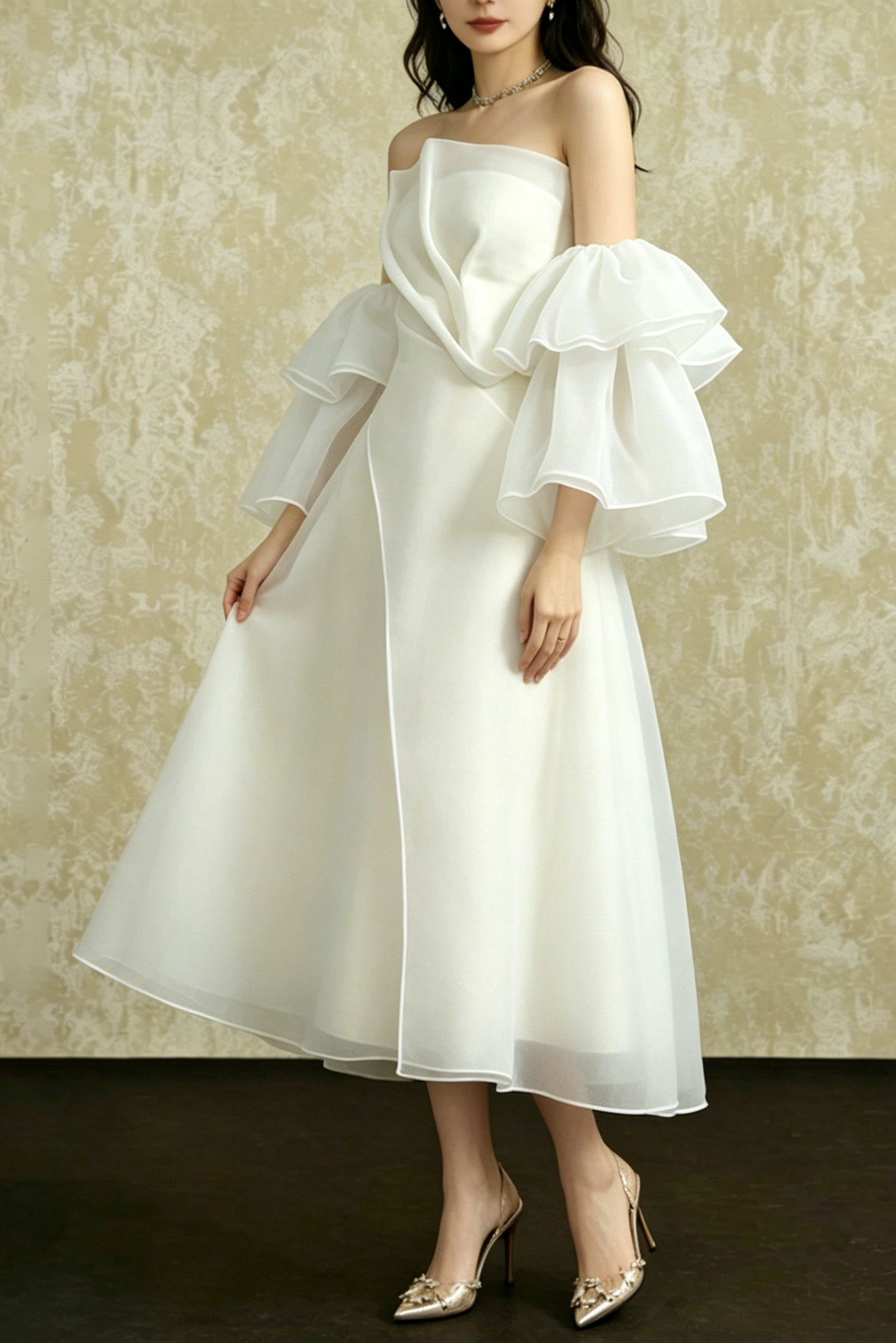 STRAPLESS WHITE ORGANZA MIDI DRESS WITH BELL SLEEVES