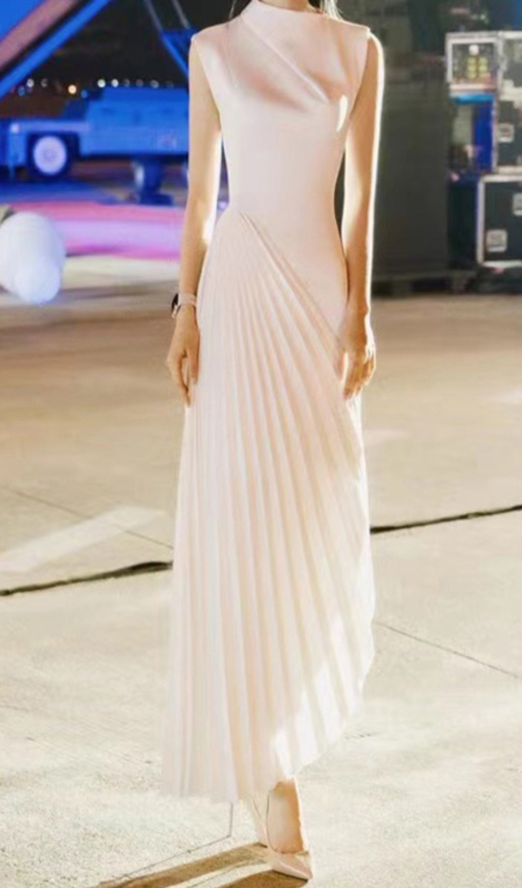 WHITE DIAGONAL PLEATED MIDI DRESS FOR WEDDING GUEST