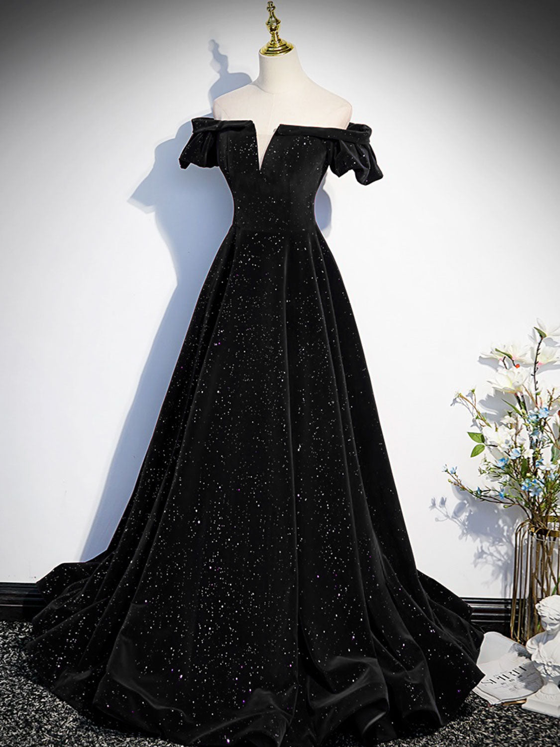BLACK VELVET OFF-SHOULDER A-LINE PARTY DRESS
