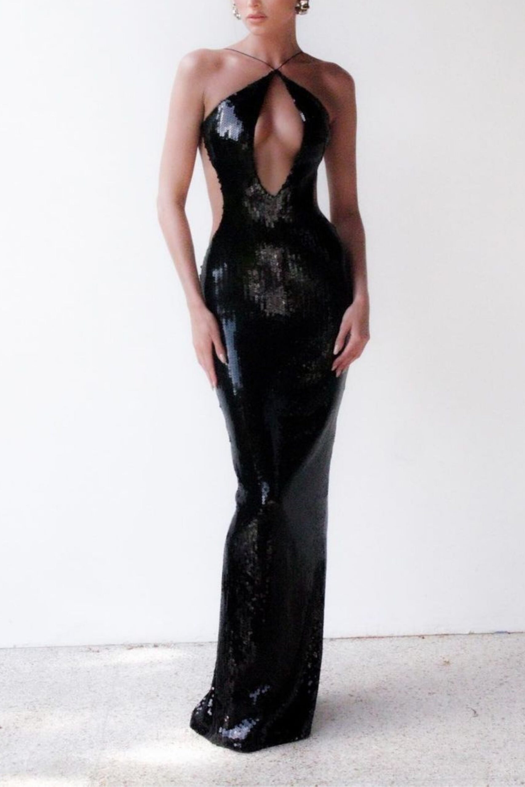 GLITTER CUTOUT BLACK MAXI DRESS FOR PARTY