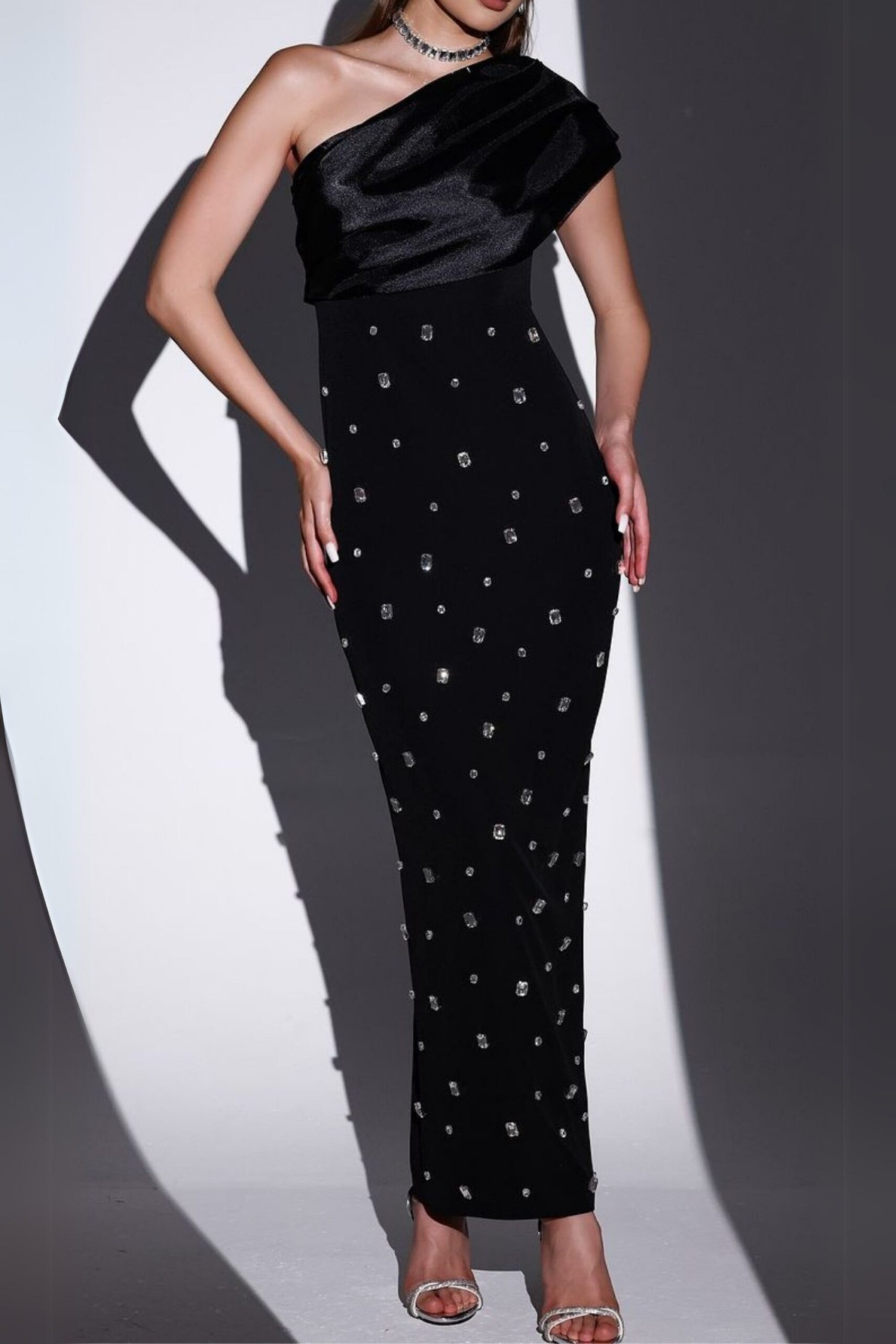 ONE-SHOULDER CRYSTAL MAXI DRESS BLACK BANDAGE
