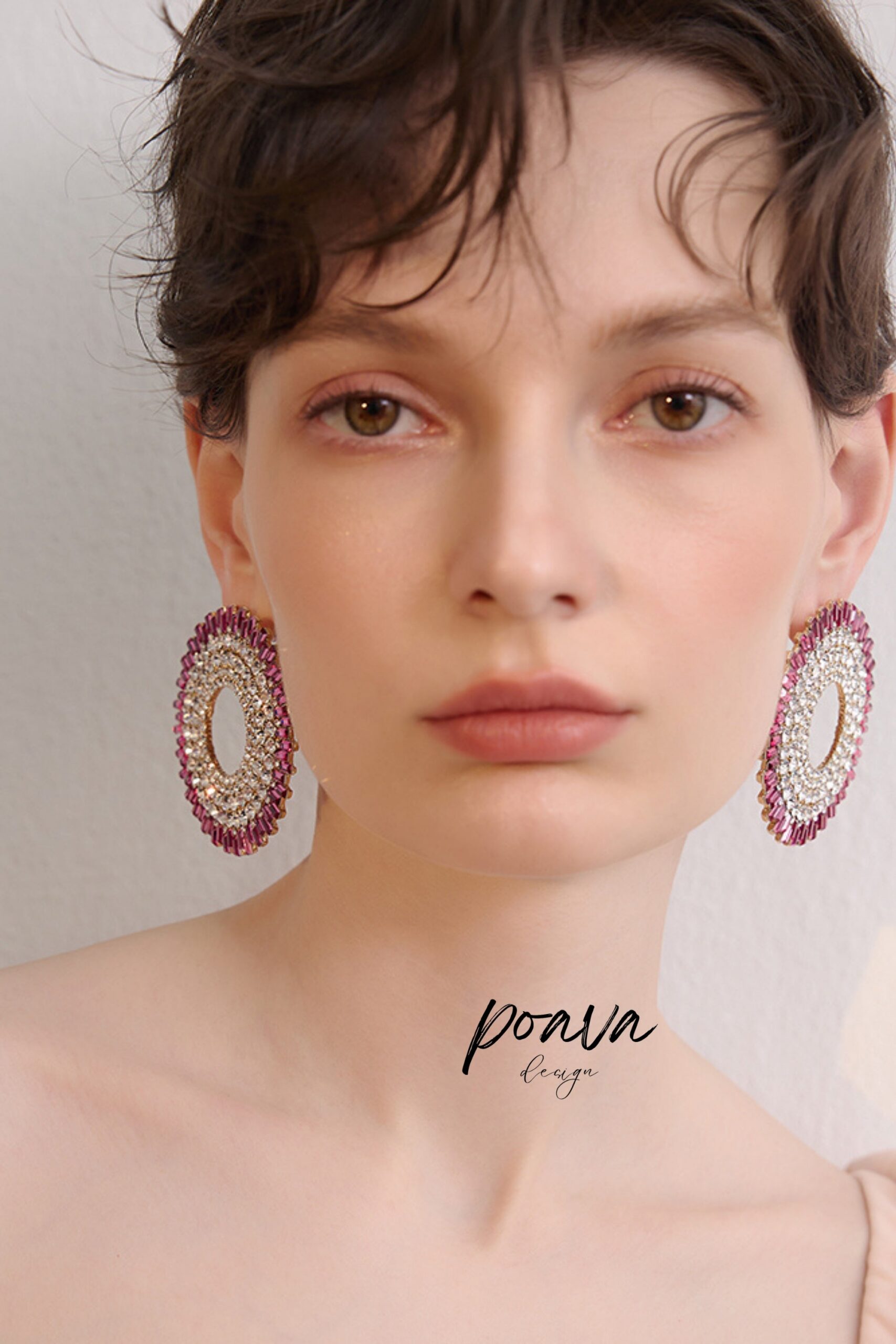 CRYSTAL HOOP EARRING FOR EVENING PARTY