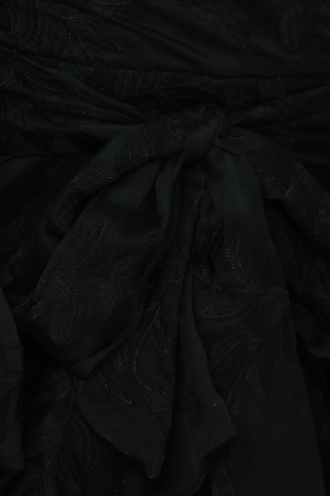 BLACK RUMOUR DRESS - MIDI, PARTY, FITTED SILHOUETTE