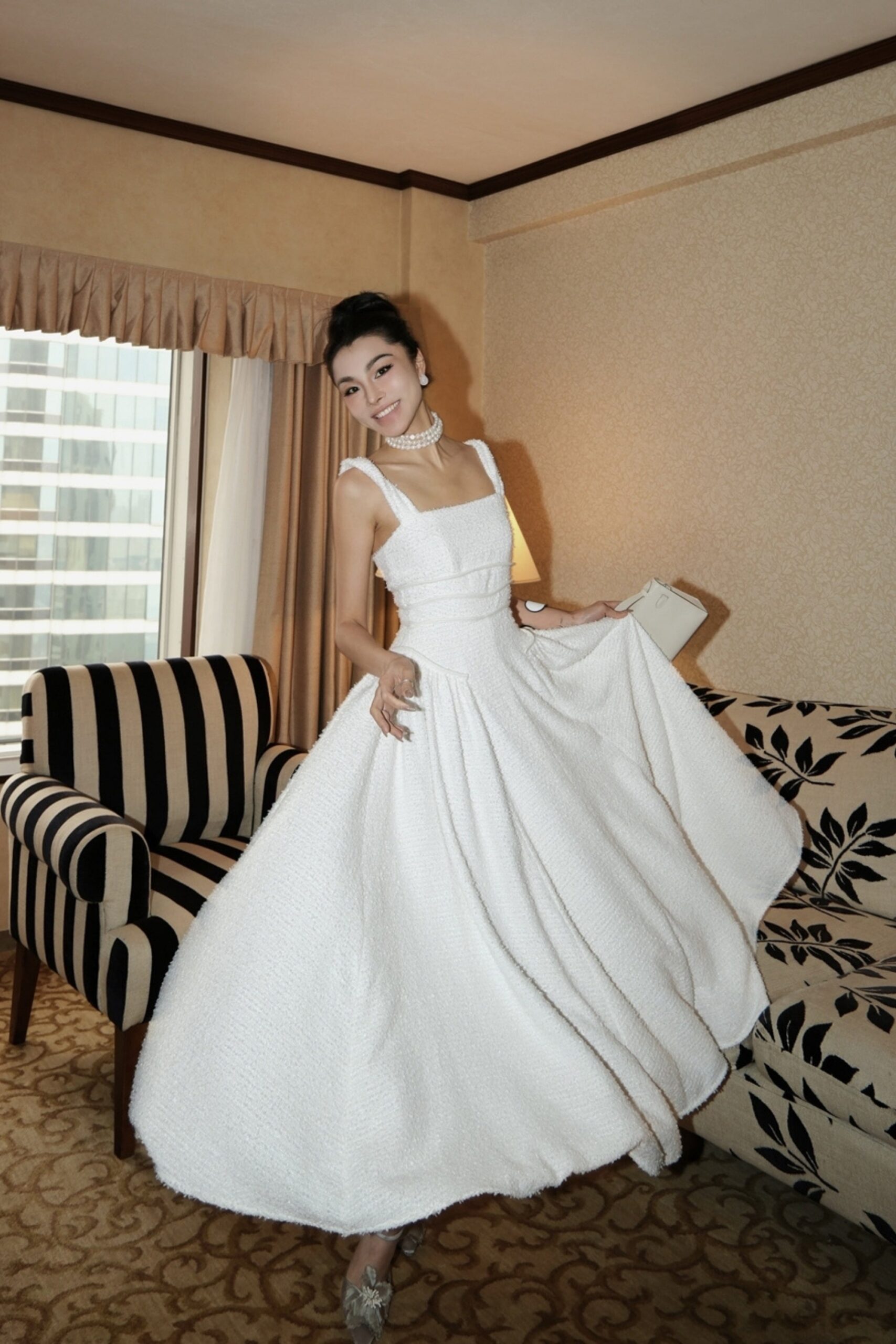 SLEEVELESS WHITE MAXI DRESS FOR WEDDING GUEST