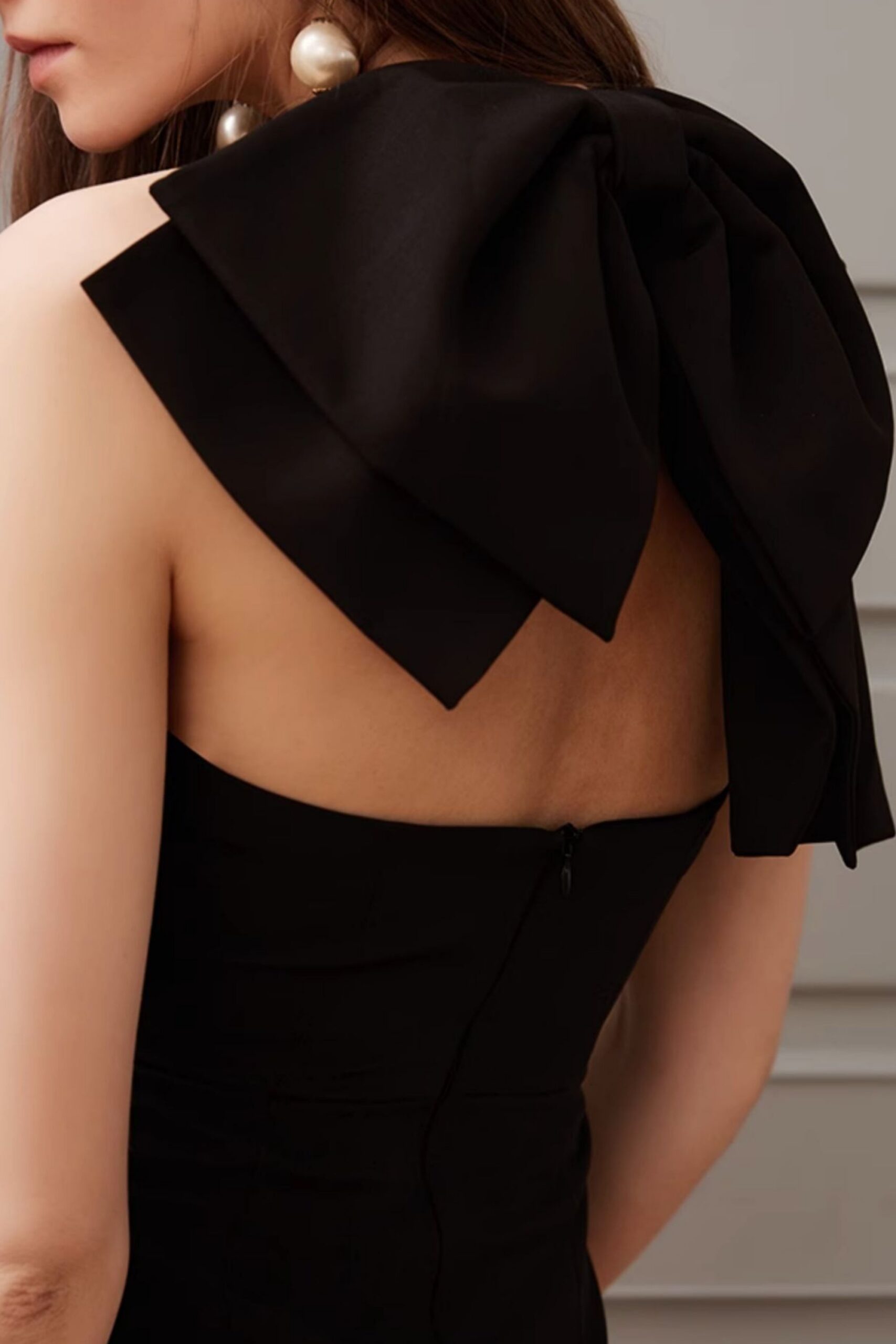 BACKLESS BOW MIDI DRESS, BLACK, ELEGANT