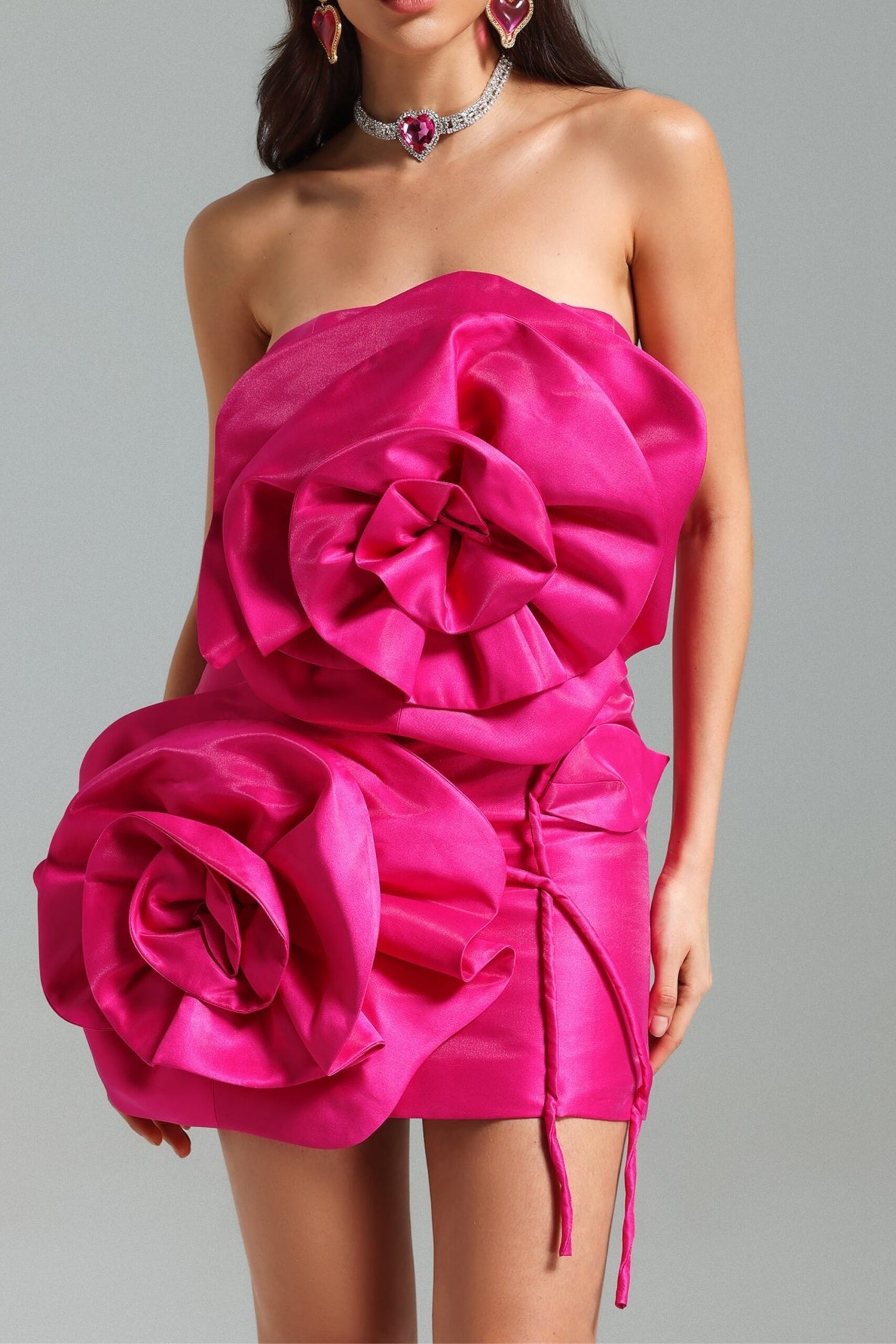 1_347784bf-2080-4f34-b5d4-87f40806b95d VOLUMINOUS FLOWER MIDI DRESS FOR WEDDING GUEST