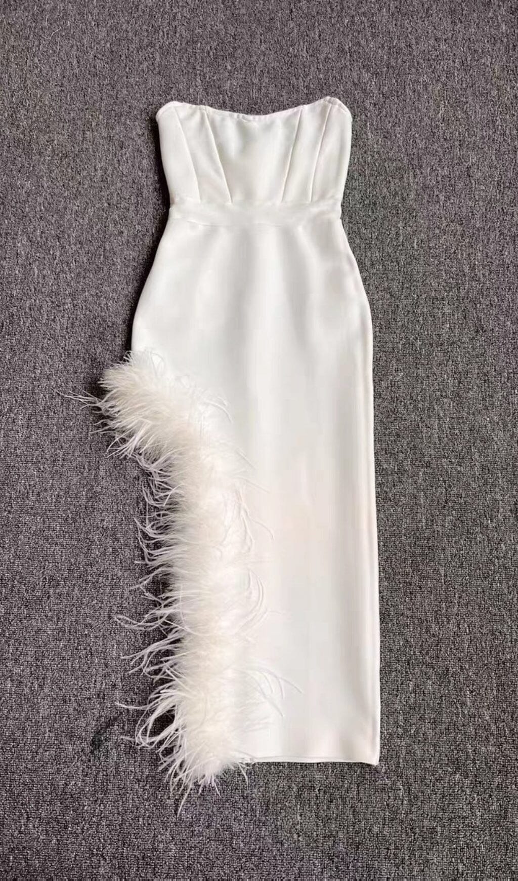 STRAPLESS FEATHER MIDI DRESS, WHITE WEDDING PARTY