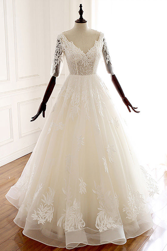 WHITE V-NECK TULLE LACE PROM GOWN