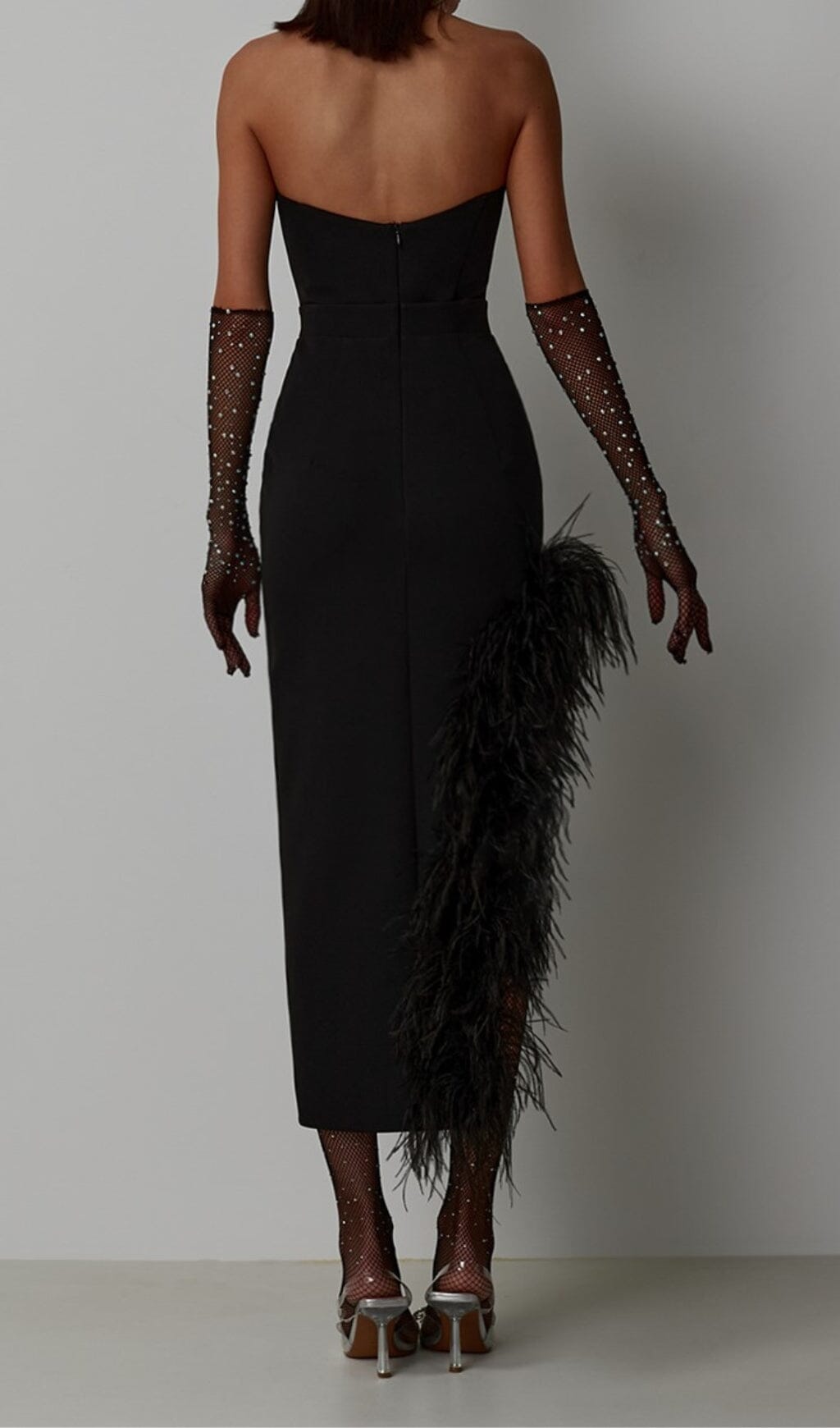 1_467b14f0-9b70-46b3-bd6e-9d1e59bde5e4 FEATHER HEM HIGH-LOW DRESS BLACK