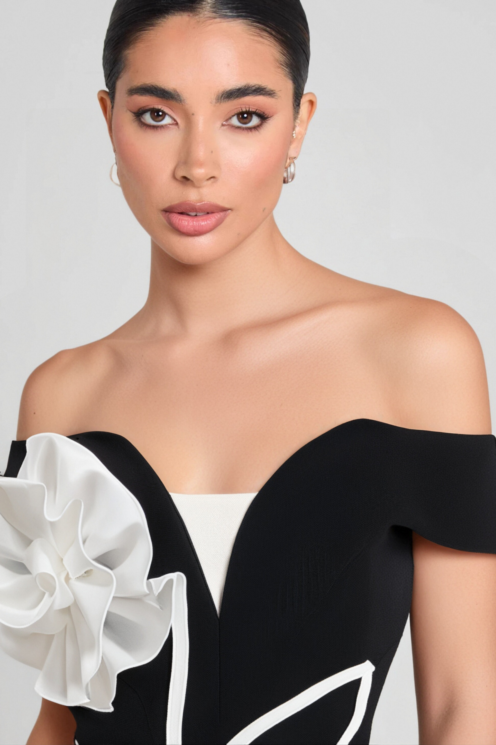 TINA 3D FLOWER STRAPLESS HALTER MINI DRESS