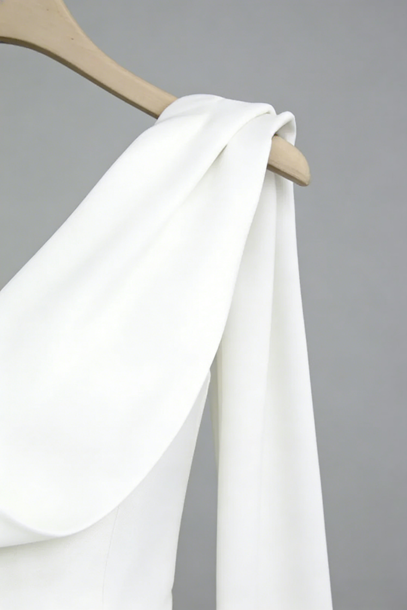 WHITE ASYMMETRICAL ONE-SHOULDER MINI DRESS