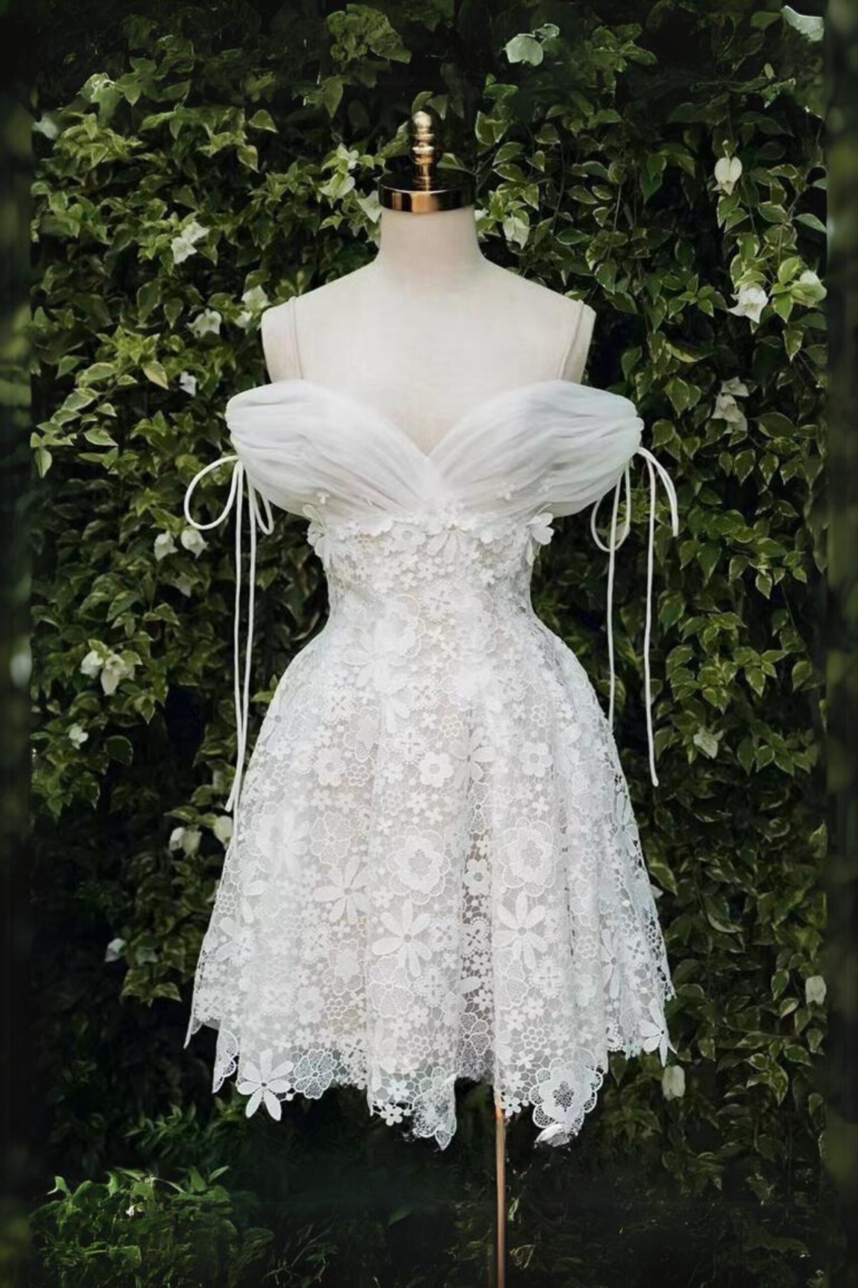 LACE FLOWER WHITE MINI DRESS FOR WEDDING PARTY