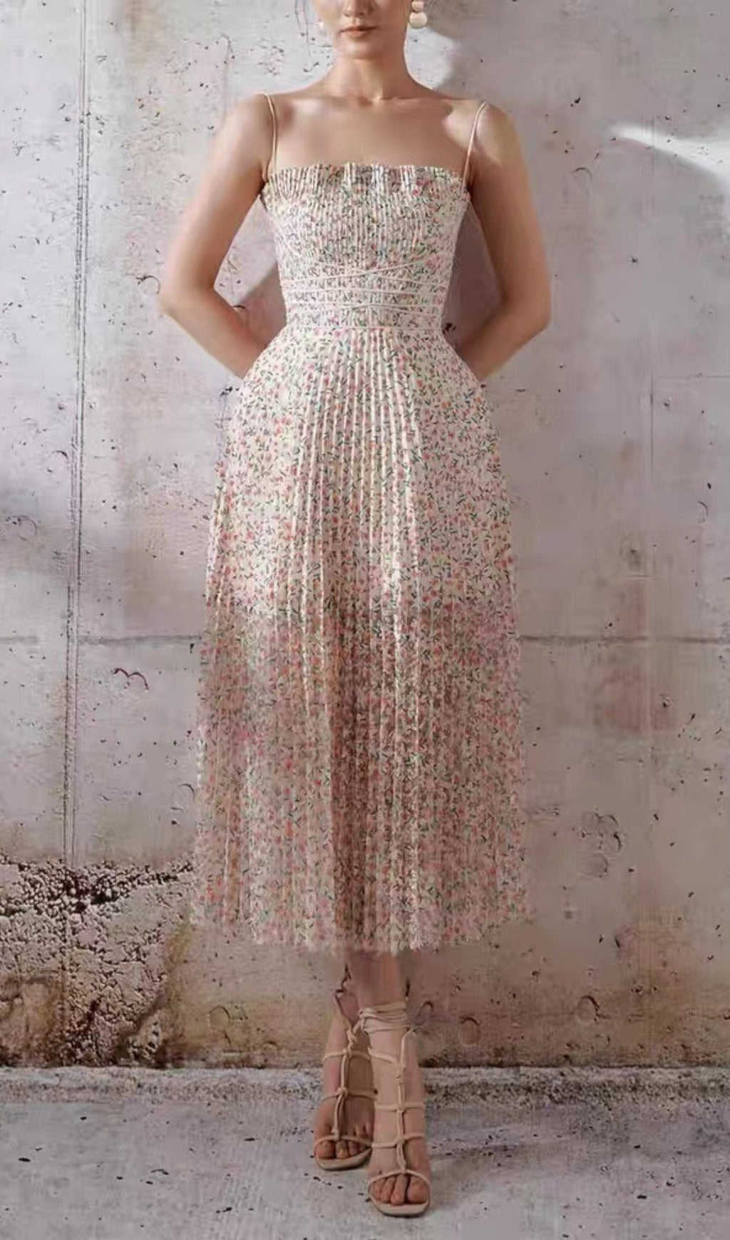 ELEGANT STRAPPY FLORAL DRESS FOR WEDDING GUEST