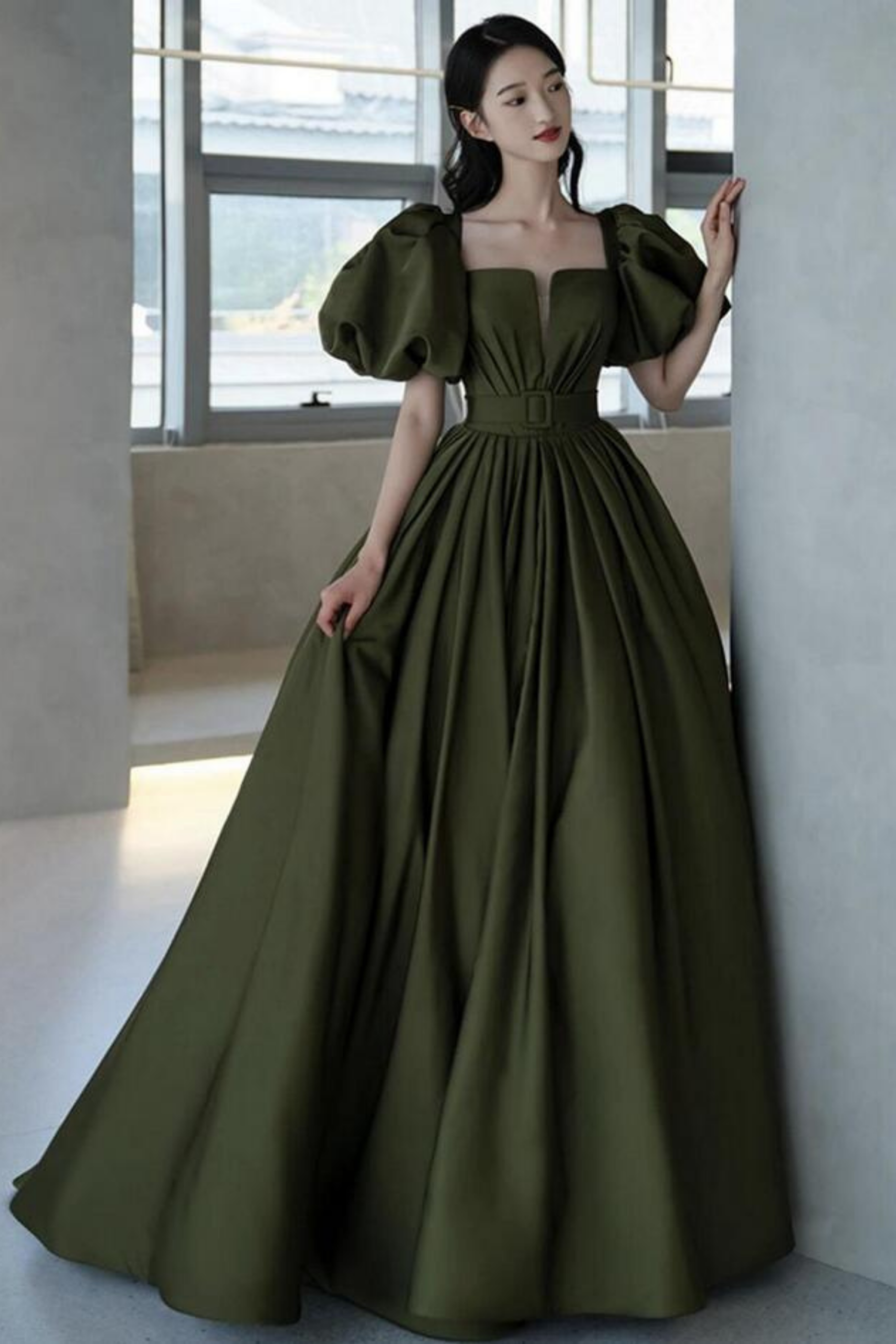 GREEN SATIN A-LINE COCKTAIL DRESS
