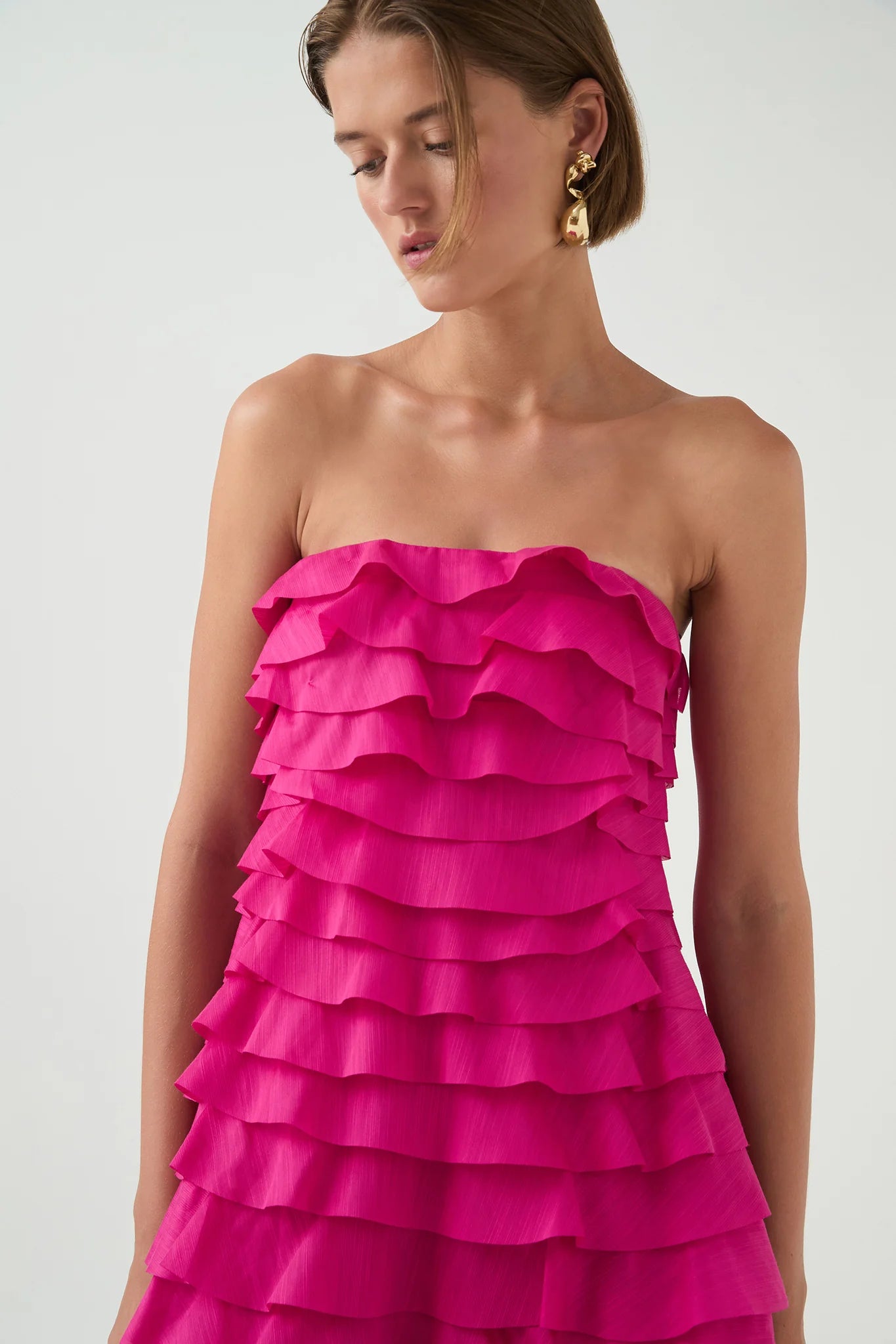 CATHY PLEATED STRAPLESS MAXI DRESS IN ROSE RED