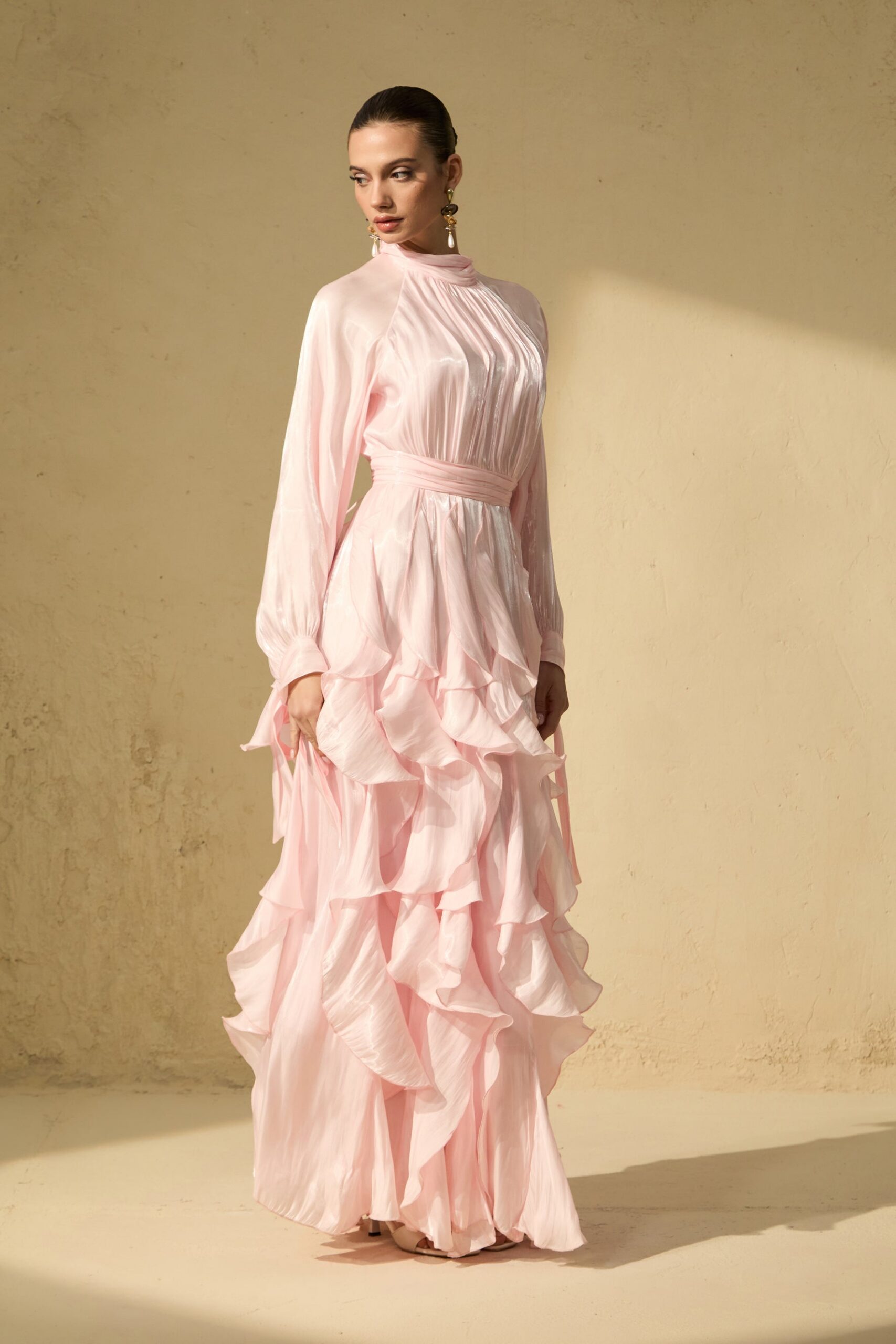 PUFF SLEEVE RUFFLE MAXI DRESS IN PINK