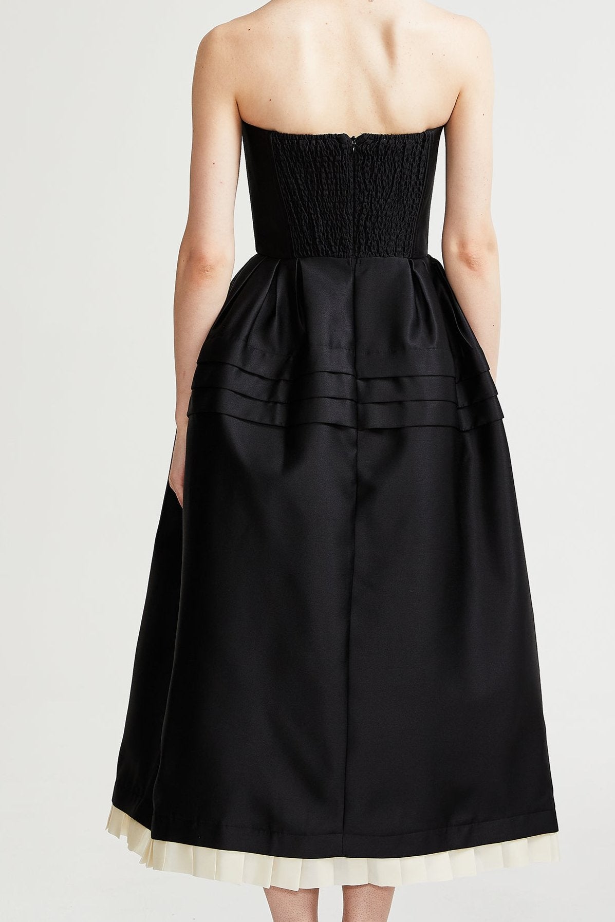 FELISARA MIDI DRESS BLACK - ELEGANT SILHOUETTE