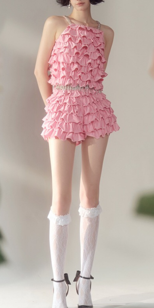 RUFFLE EMBELLISHED SHORTS TOP SET IN PINK RUFFLE EMBELLISHED SHORTS TOP SET IN PINK