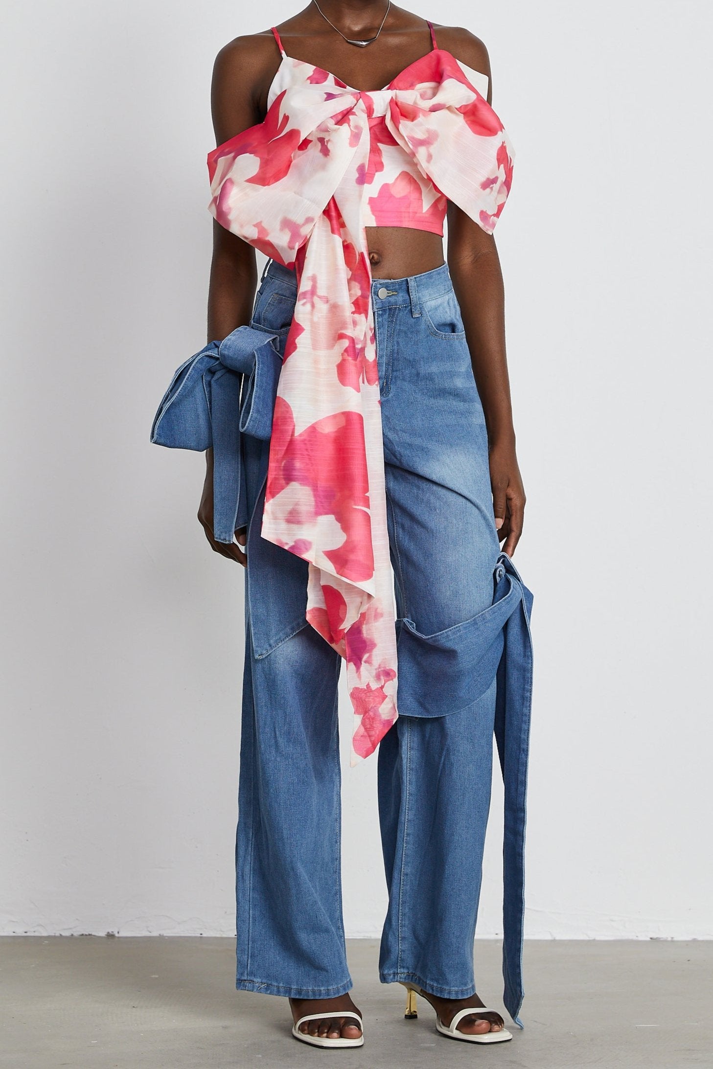 STÉPHANIE BOWKNOT CROPPED TOP - BLACK WEDDING GUEST