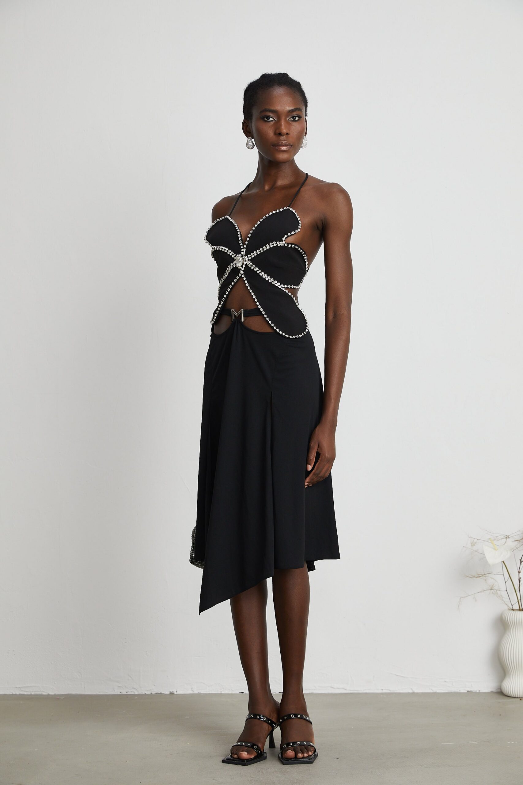 GABRIELLE CRYSTAL TRIM FLORAL TOP FOR EVENTS