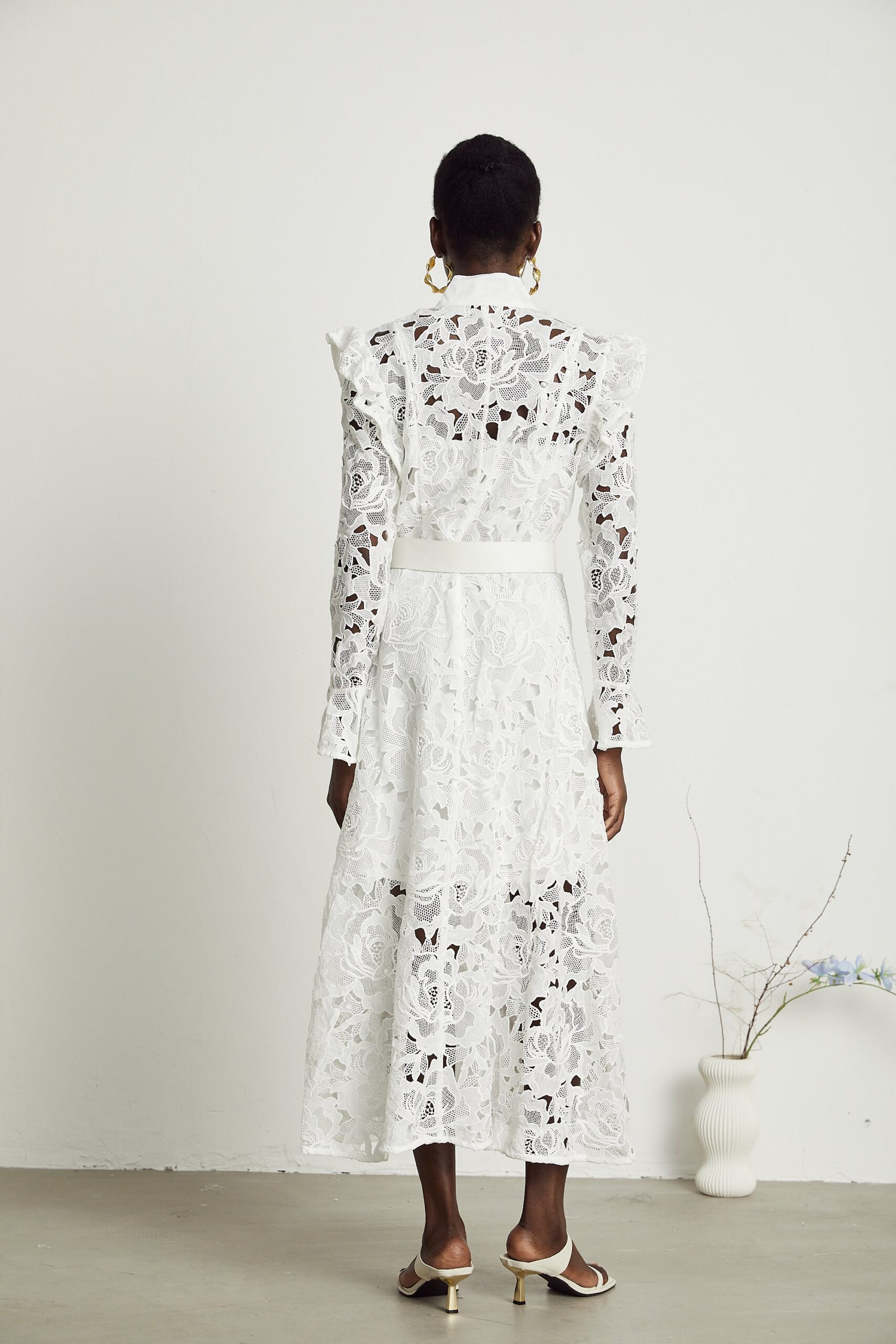 NOEMIE LACE MIDI DRESS WHITE EMBROIDERED WEDDING