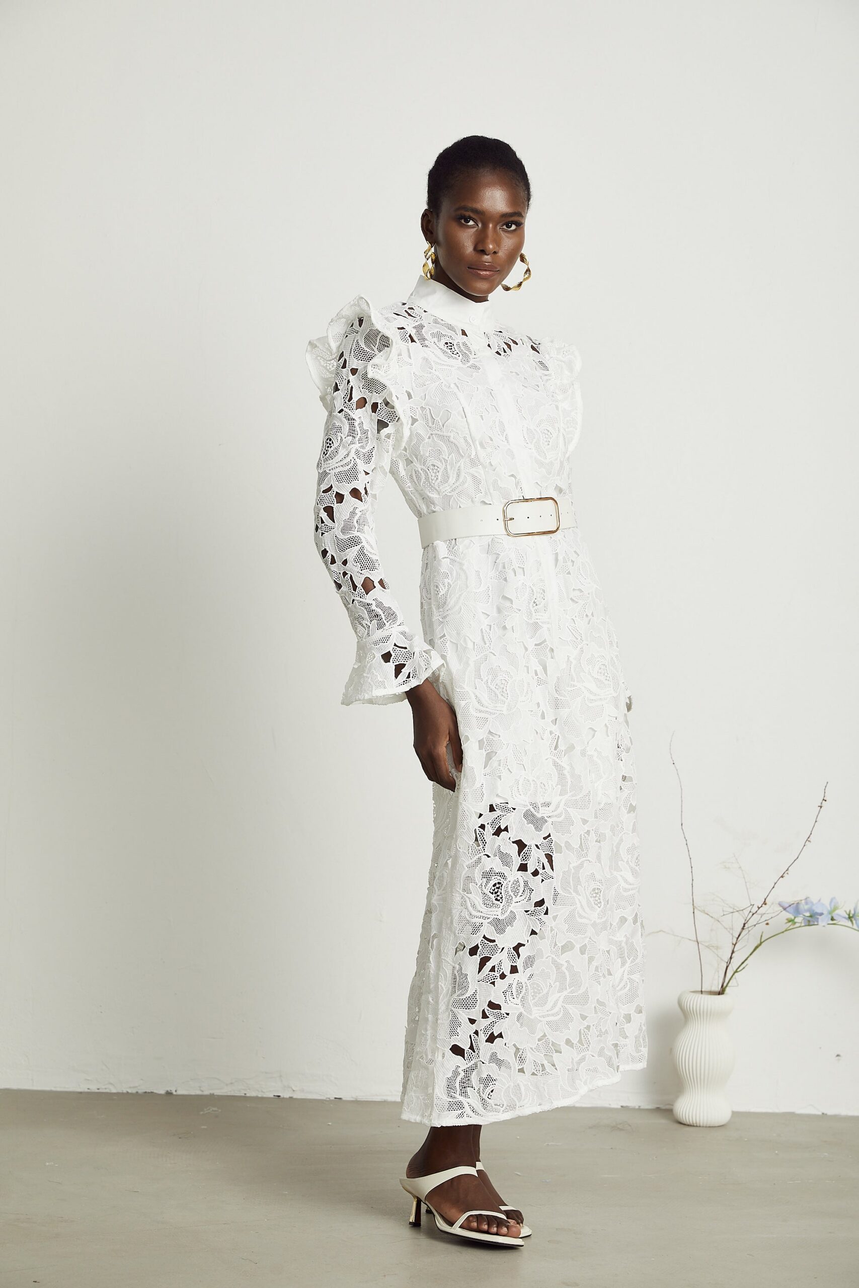 NOEMIE LACE MIDI DRESS WHITE EMBROIDERED WEDDING