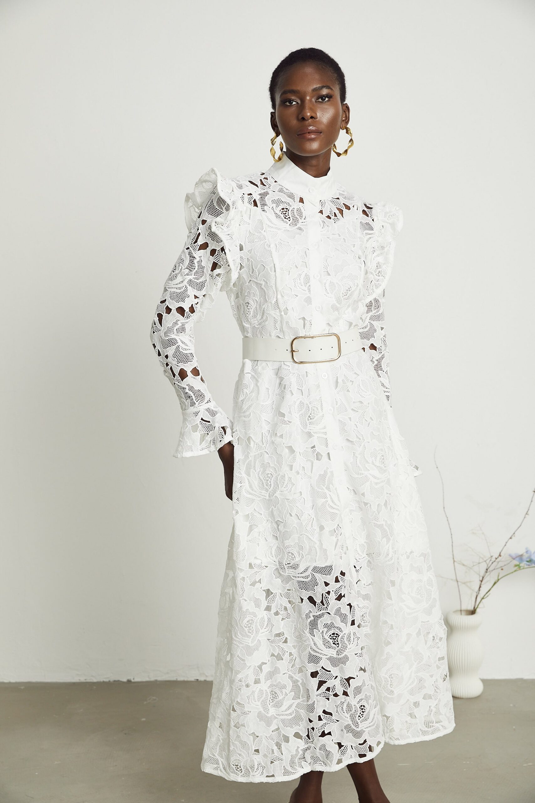 NOEMIE LACE MIDI DRESS WHITE EMBROIDERED WEDDING