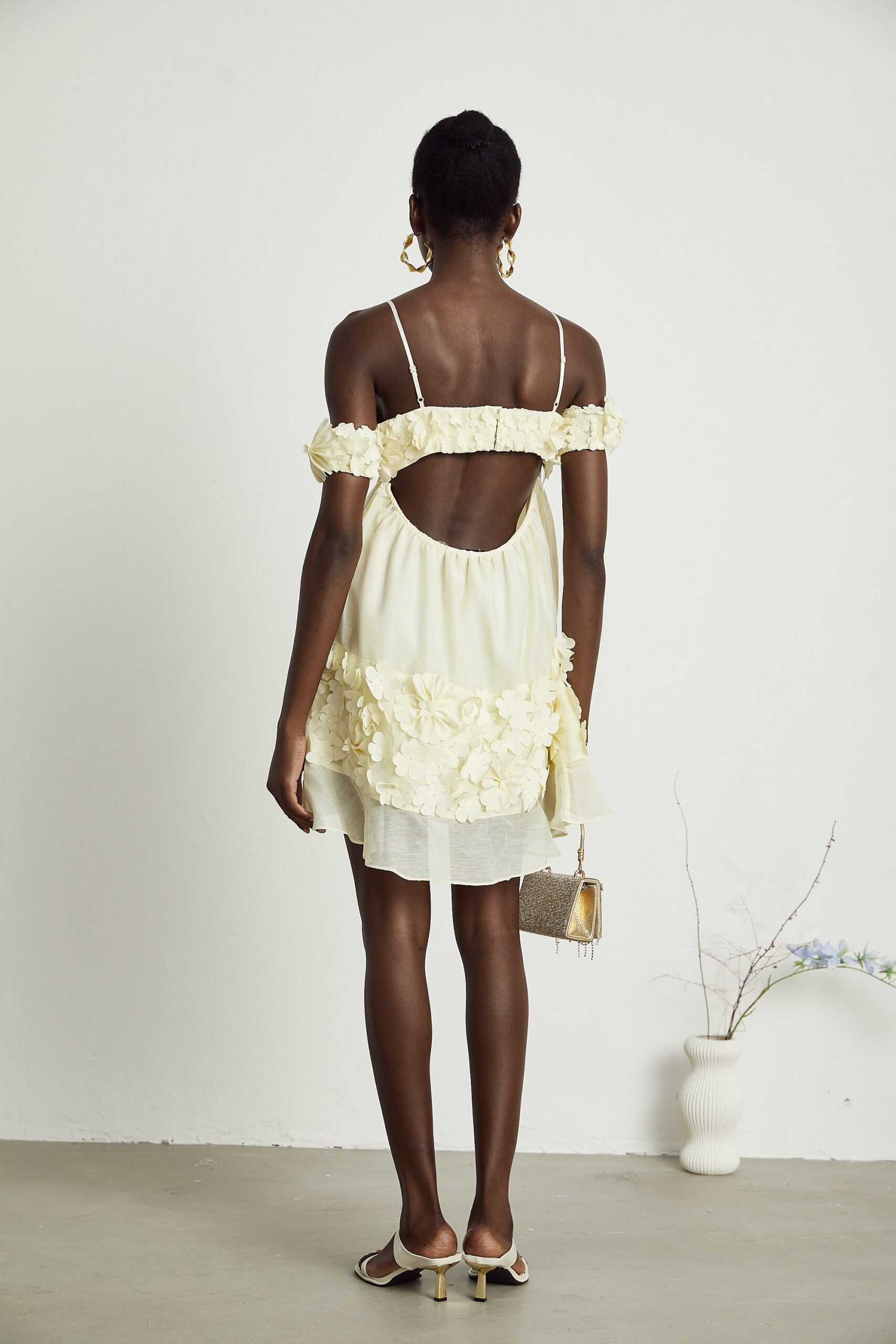 VIVIEN FLORAL APPLIQUÉ OFF-SHOULDER MINI DRESS FOR PARTIES