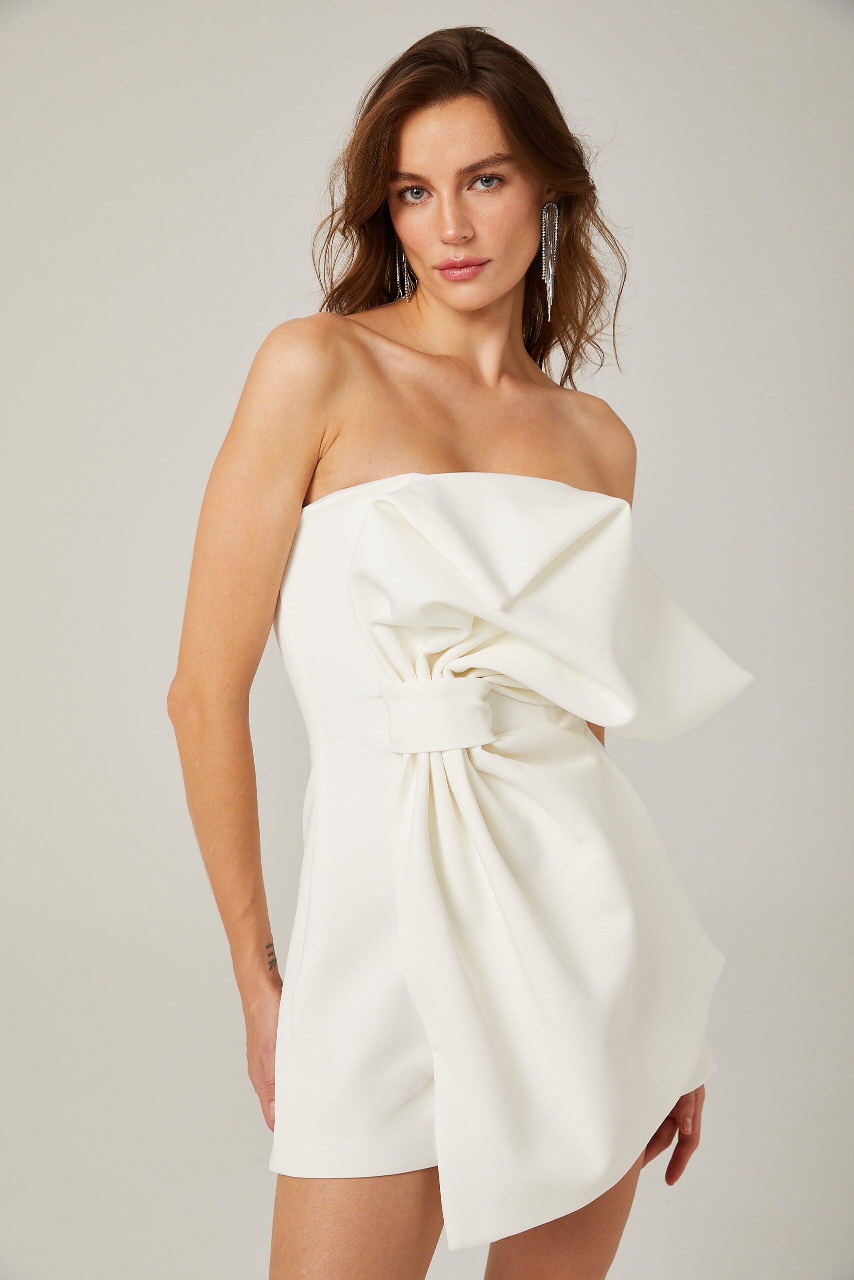2024-08-07_46397 CHARLA OVERSIZE BOW ASYMMETRIC MINI DRESS