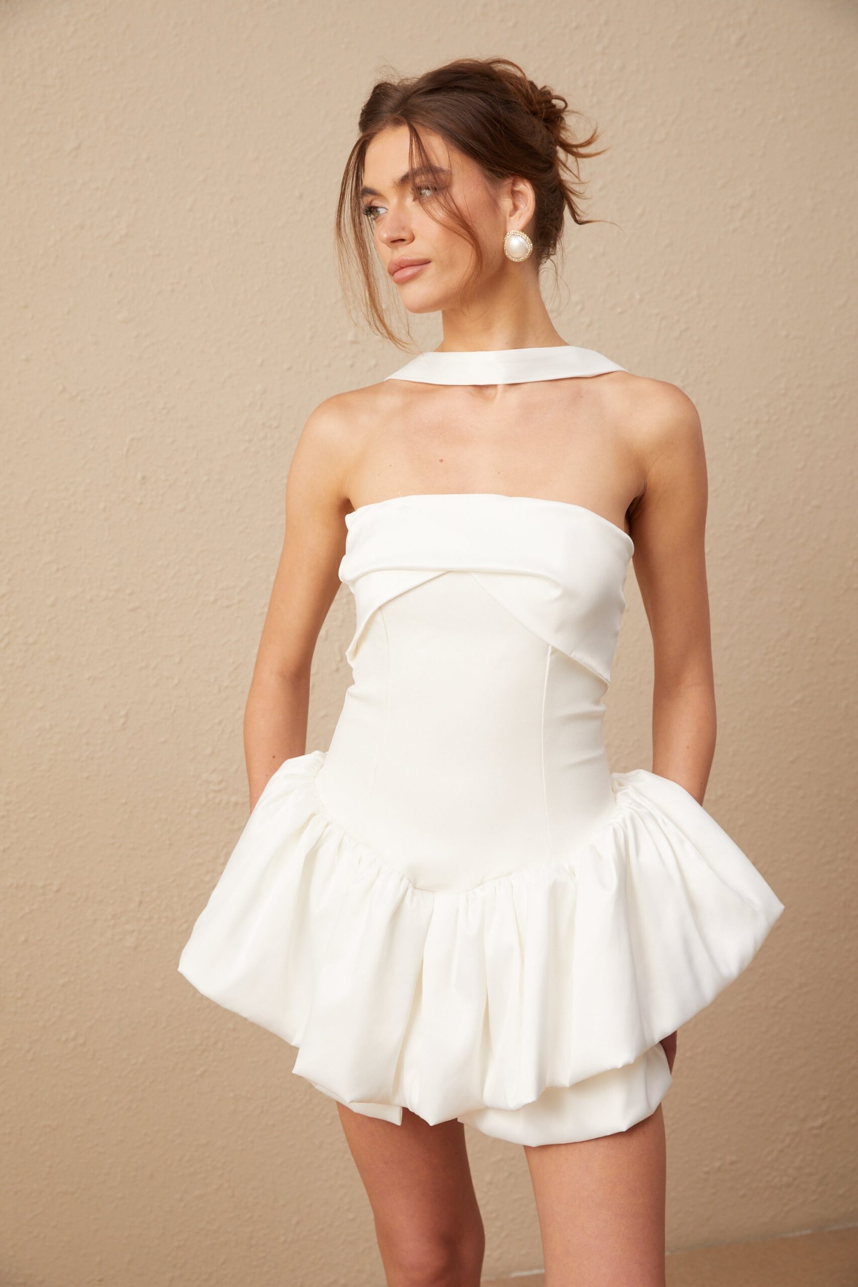 OLIVIA WHITE HALTER RUFFLED MINI DRESS