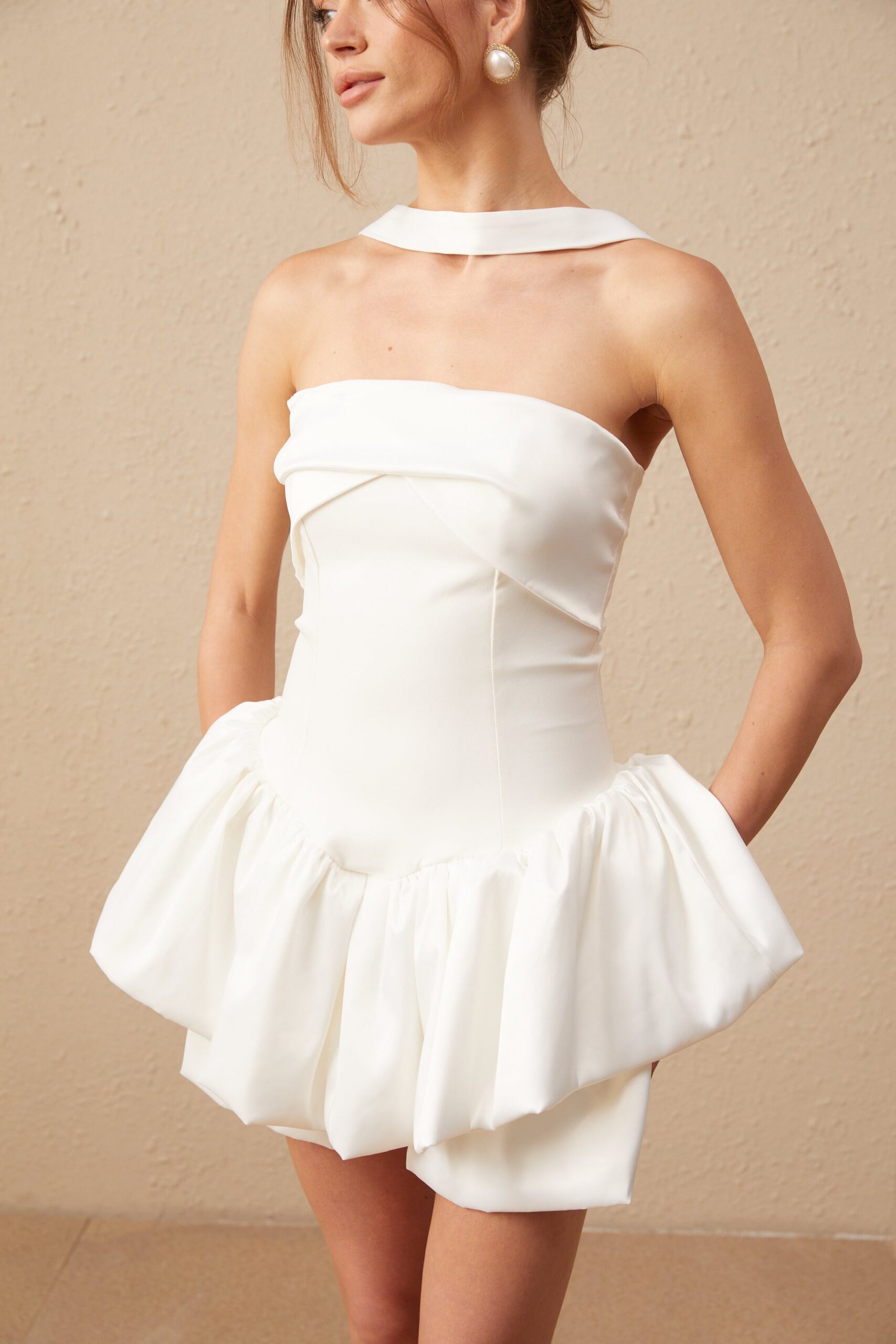 OLIVIA WHITE HALTER RUFFLED MINI DRESS
