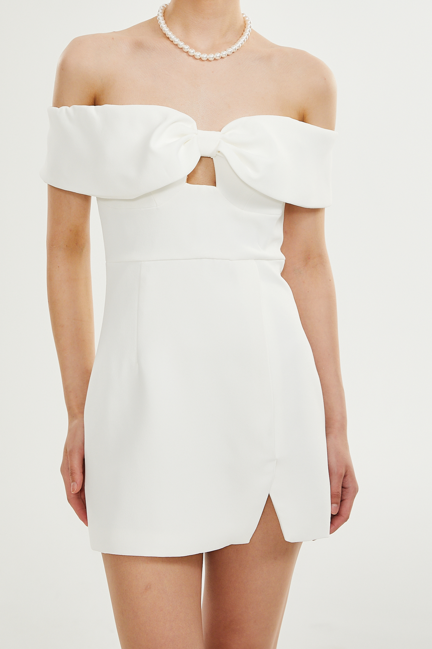 VICTORE BOW OFF-SHOULDER DRESS FOR WEDDING
