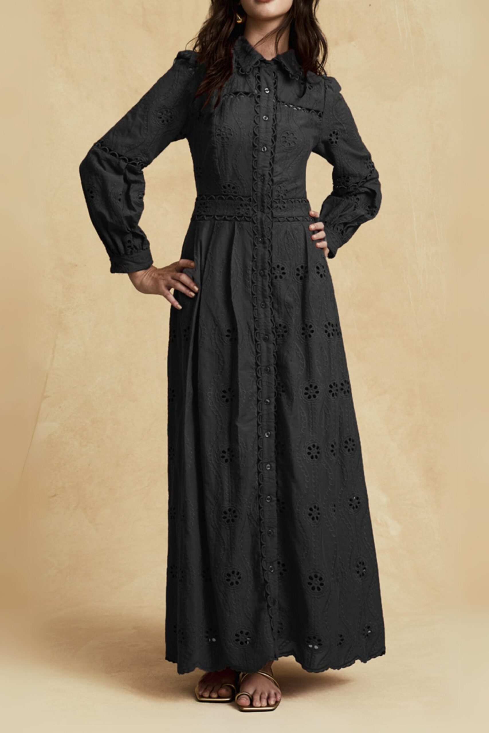 2025-02-06T165633.464 RETRO LACE MIDI DRESS, SINGLE-BREASTED, BLACK, VINTAGE
