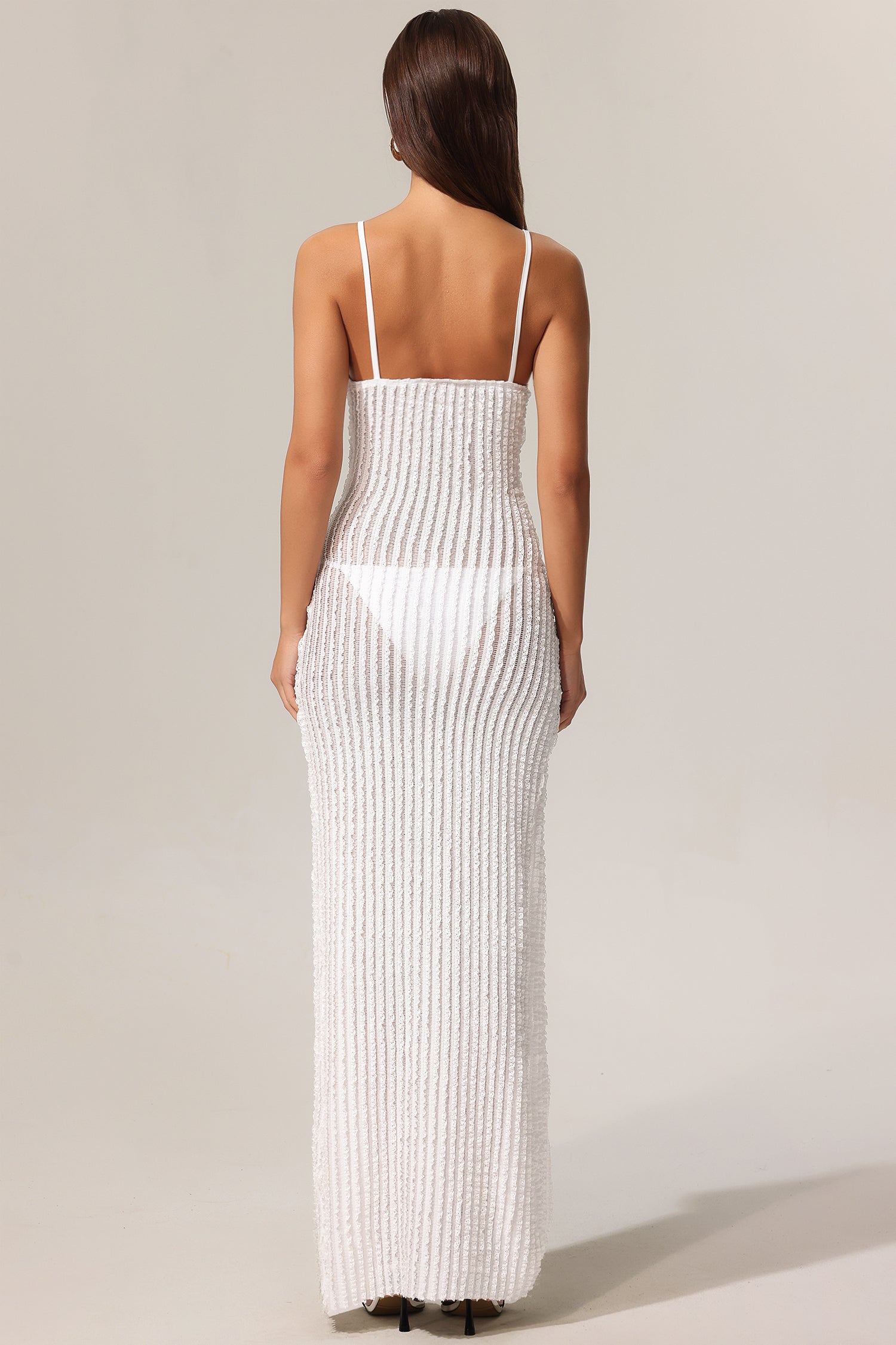 XLYIA HALTER CUTOUT MAXI DRESS FOR PARTY
