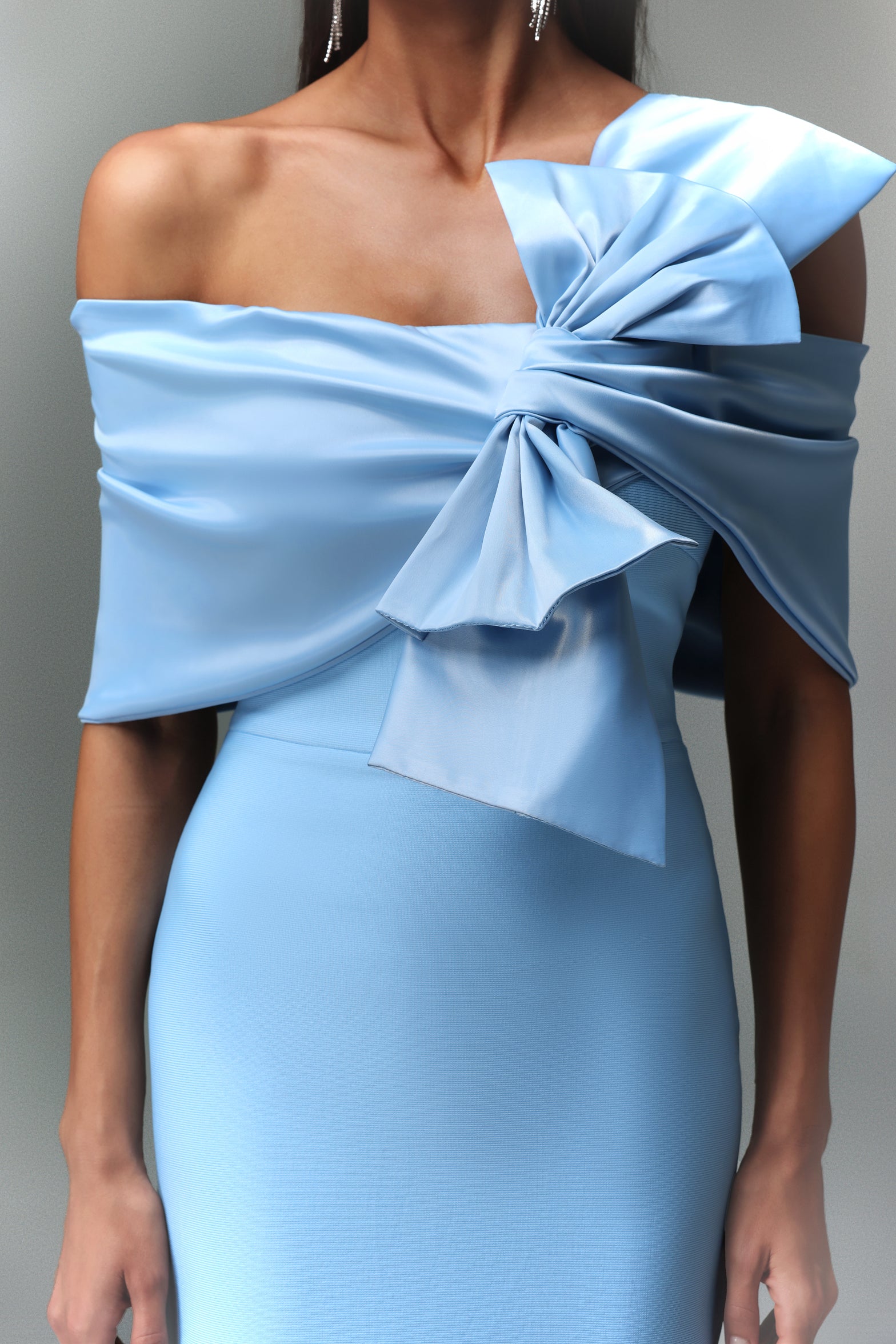 MARINA BLUE ONE-SHOULDER BOW SATIN MAXI DRESS