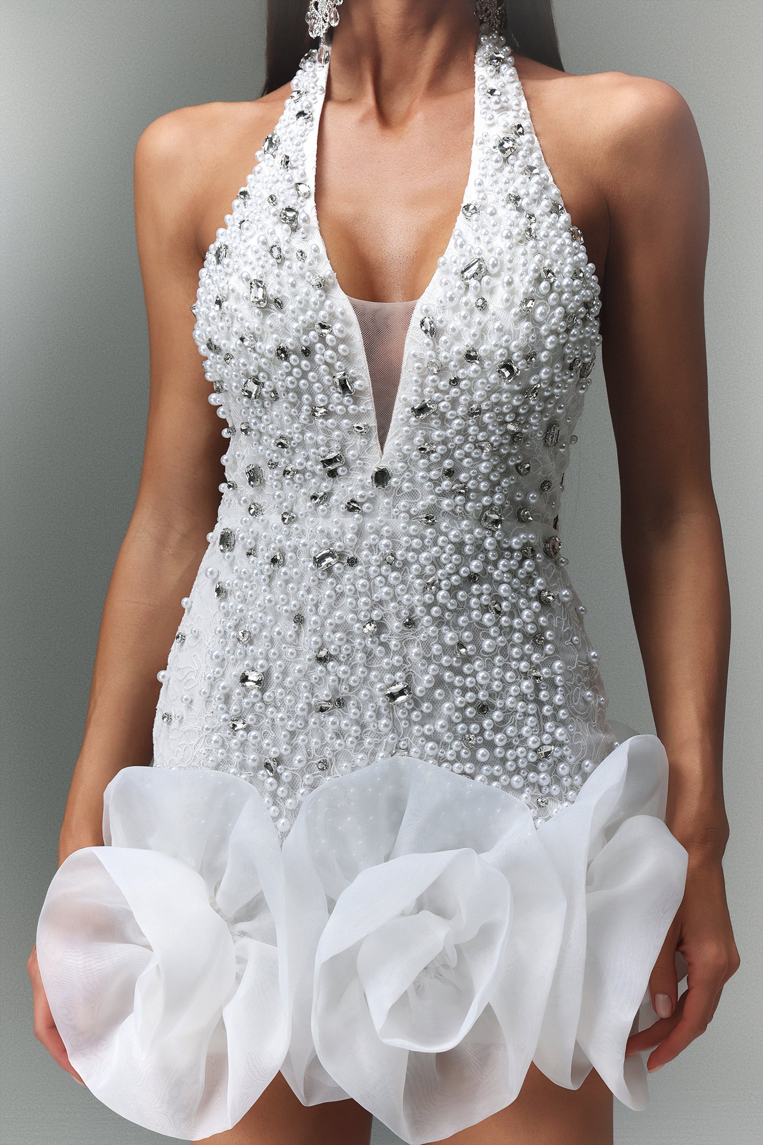 TOVE SLEEVELESS V-NECK DIAMOND FLOWER MINI DRESS