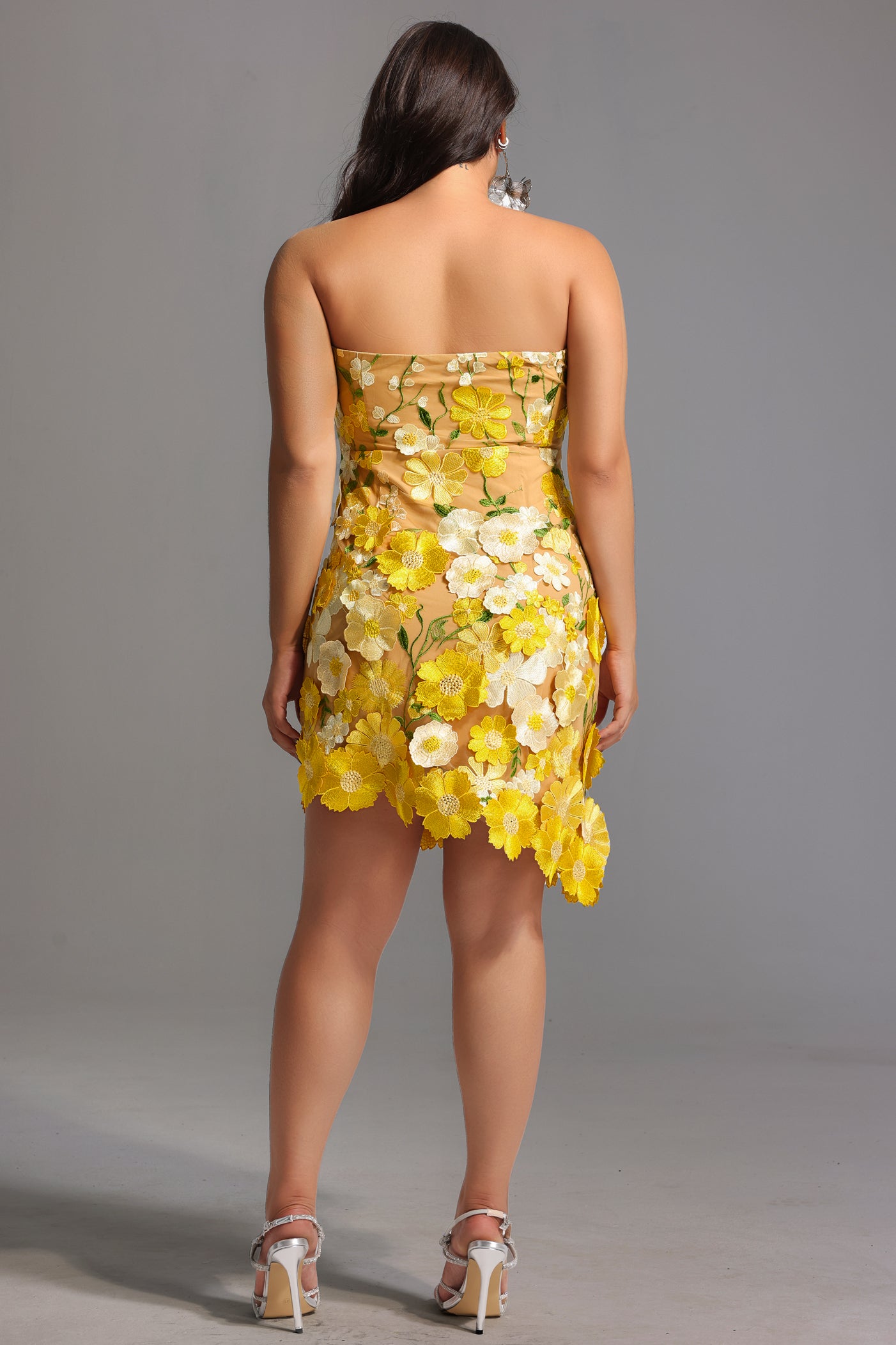 KIMMI SLEEVELESS FLORAL MINI DRESS FOR SUMMER