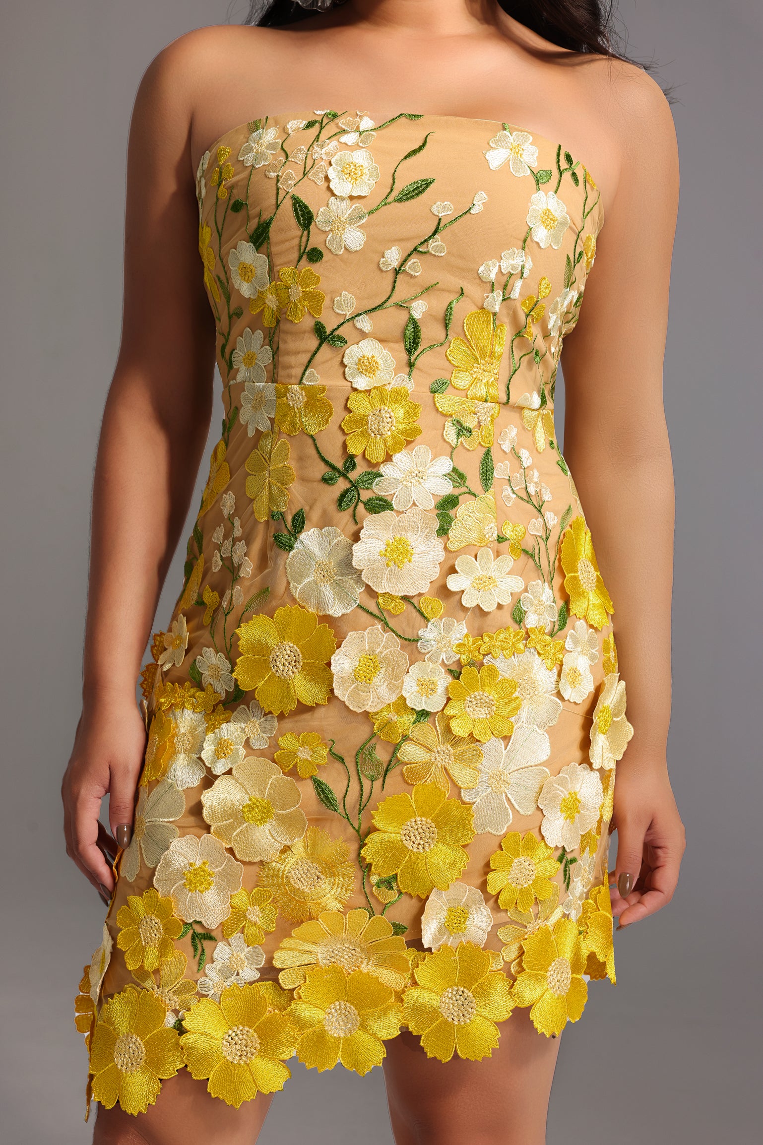 KIMMI SLEEVELESS FLORAL MINI DRESS FOR SUMMER